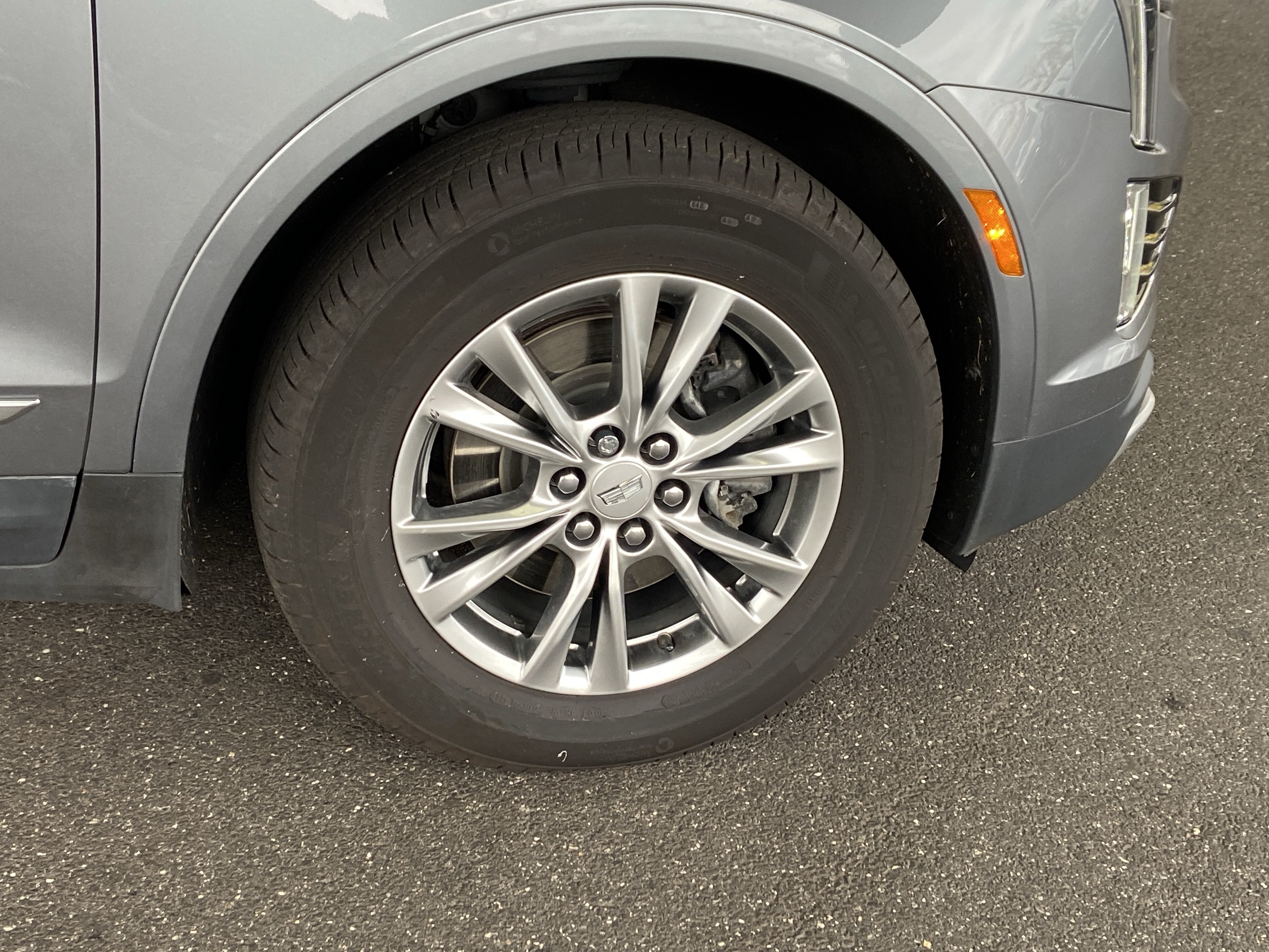 2022 Cadillac XT5 AWD Premium Luxury