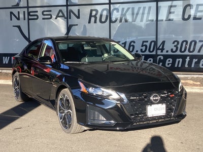 2025 Nissan Altima SR