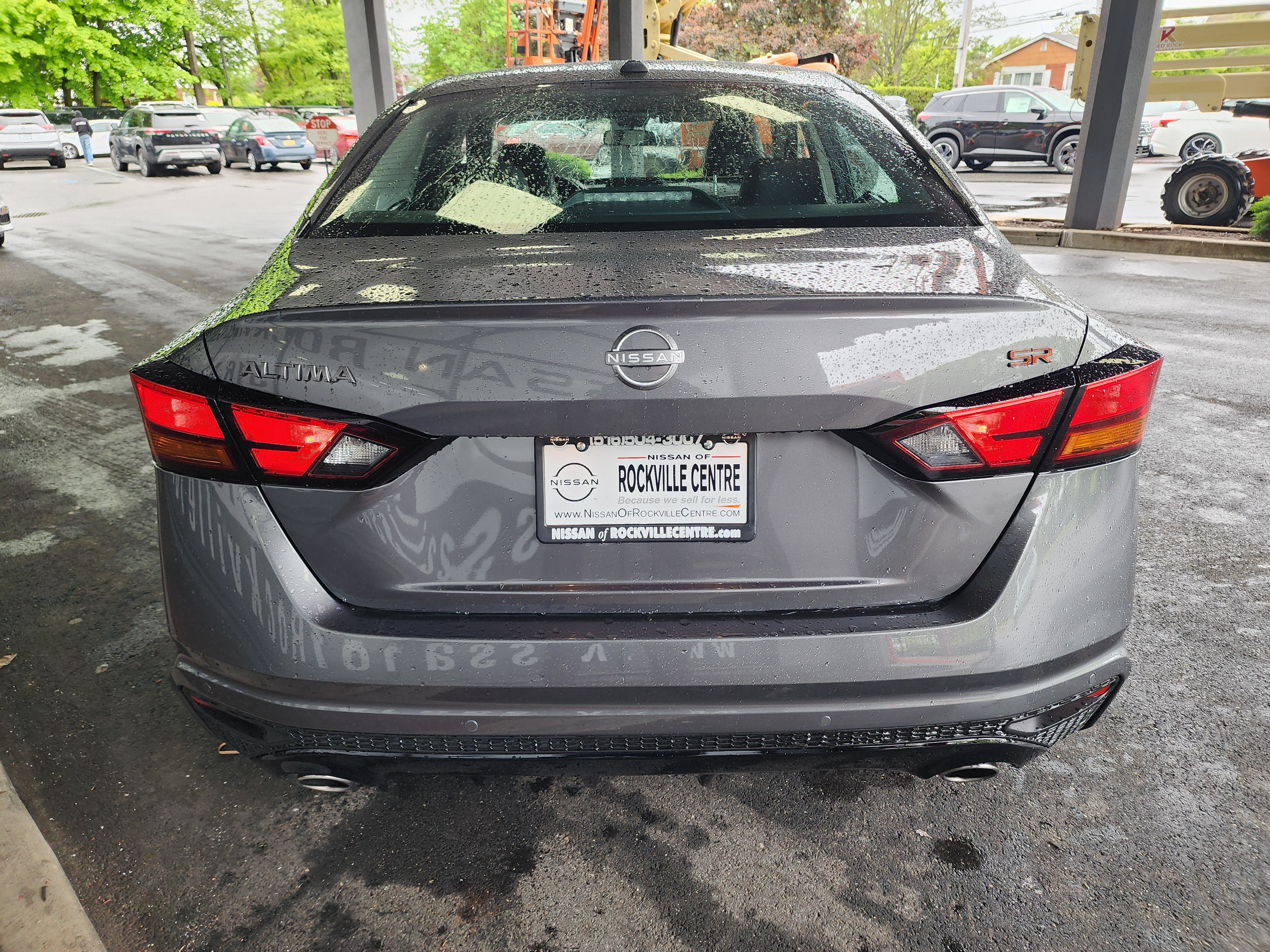 2025 Nissan Altima SR