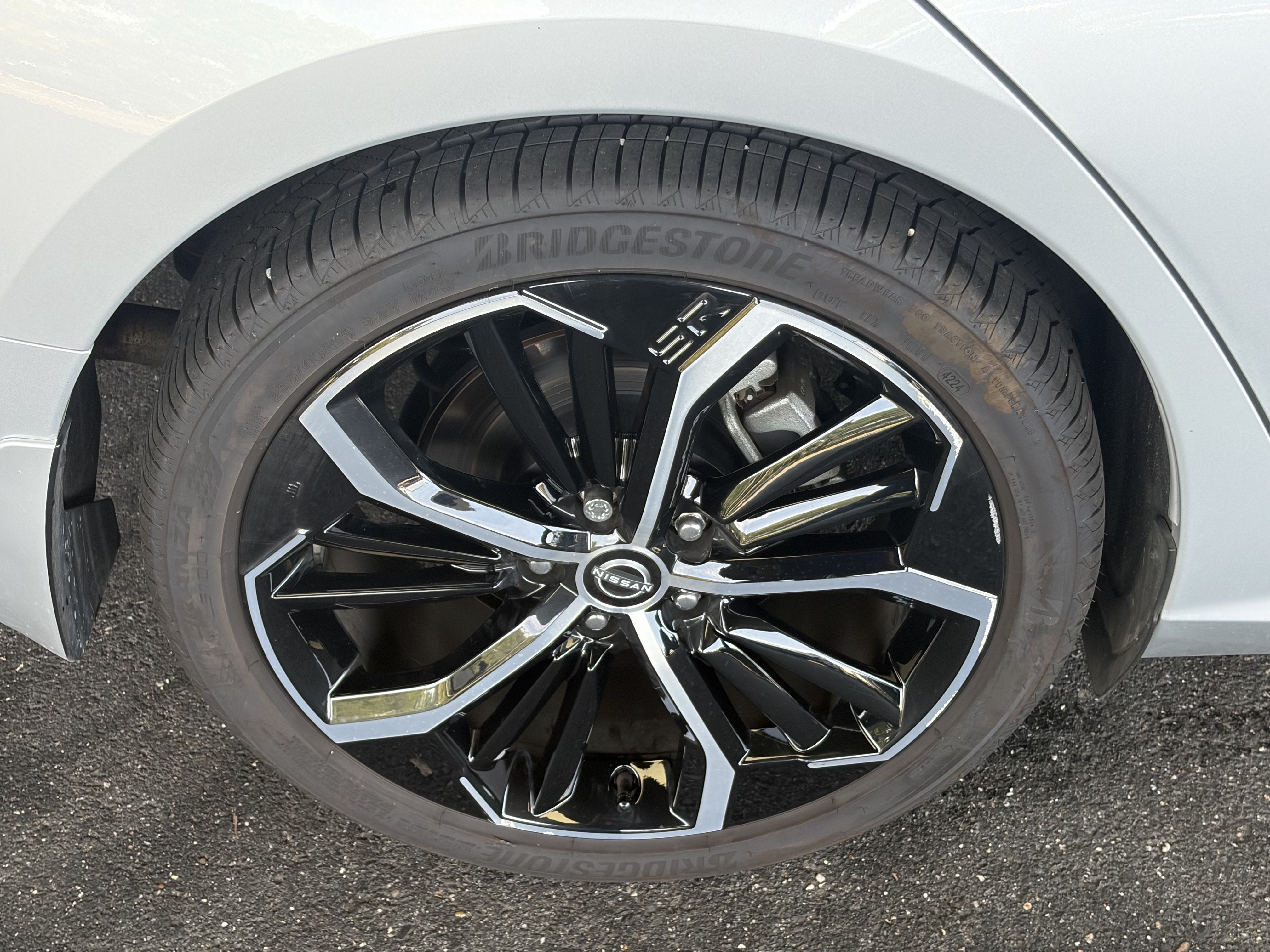 2025 Nissan Altima SR