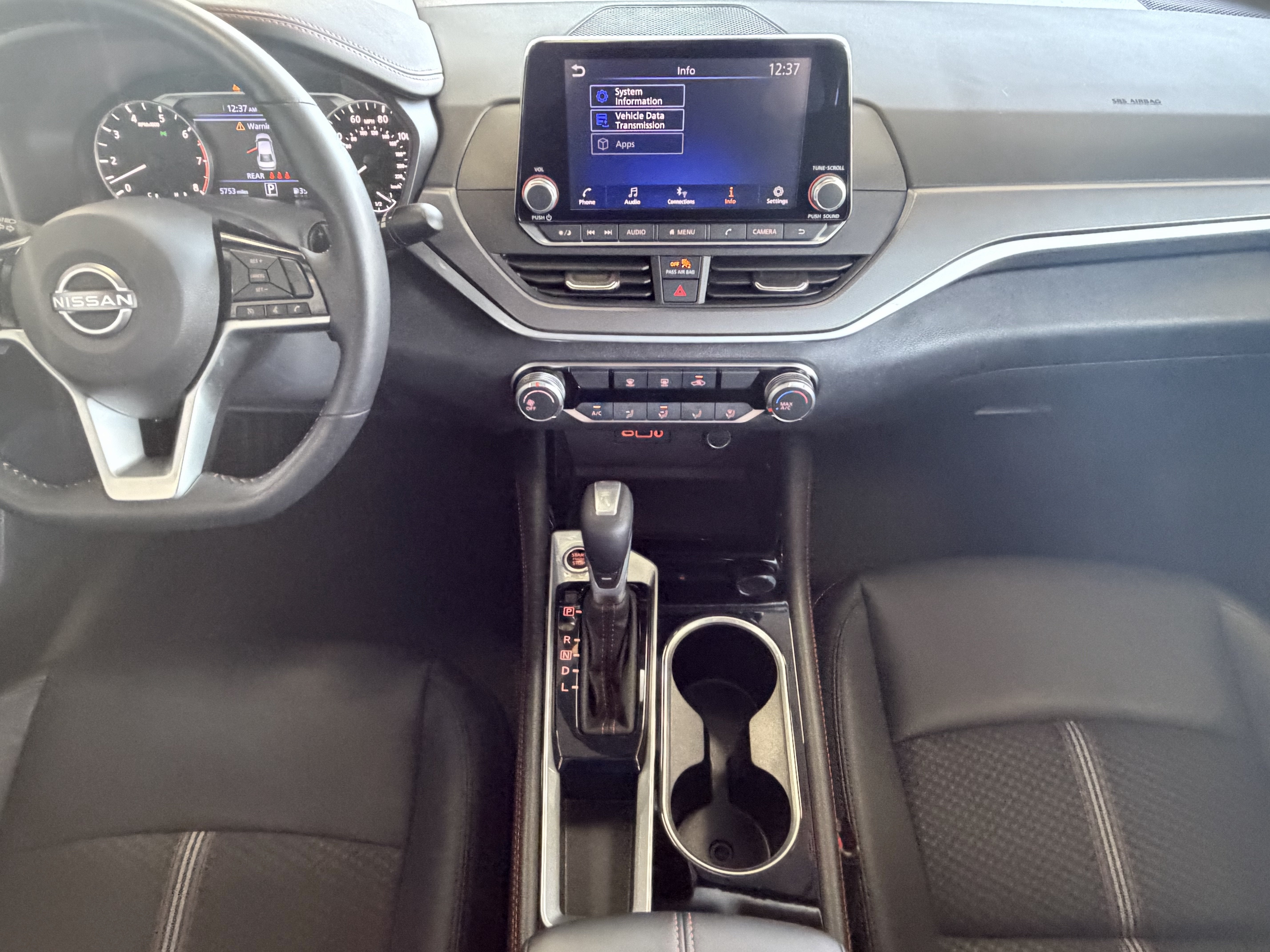 2025 Nissan Altima SR