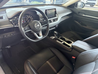 2025 Nissan Altima SR