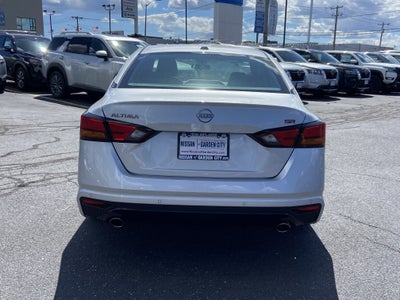2025 Nissan Altima SR