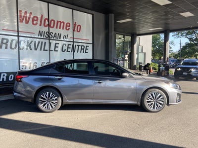 2026 Nissan Altima SV