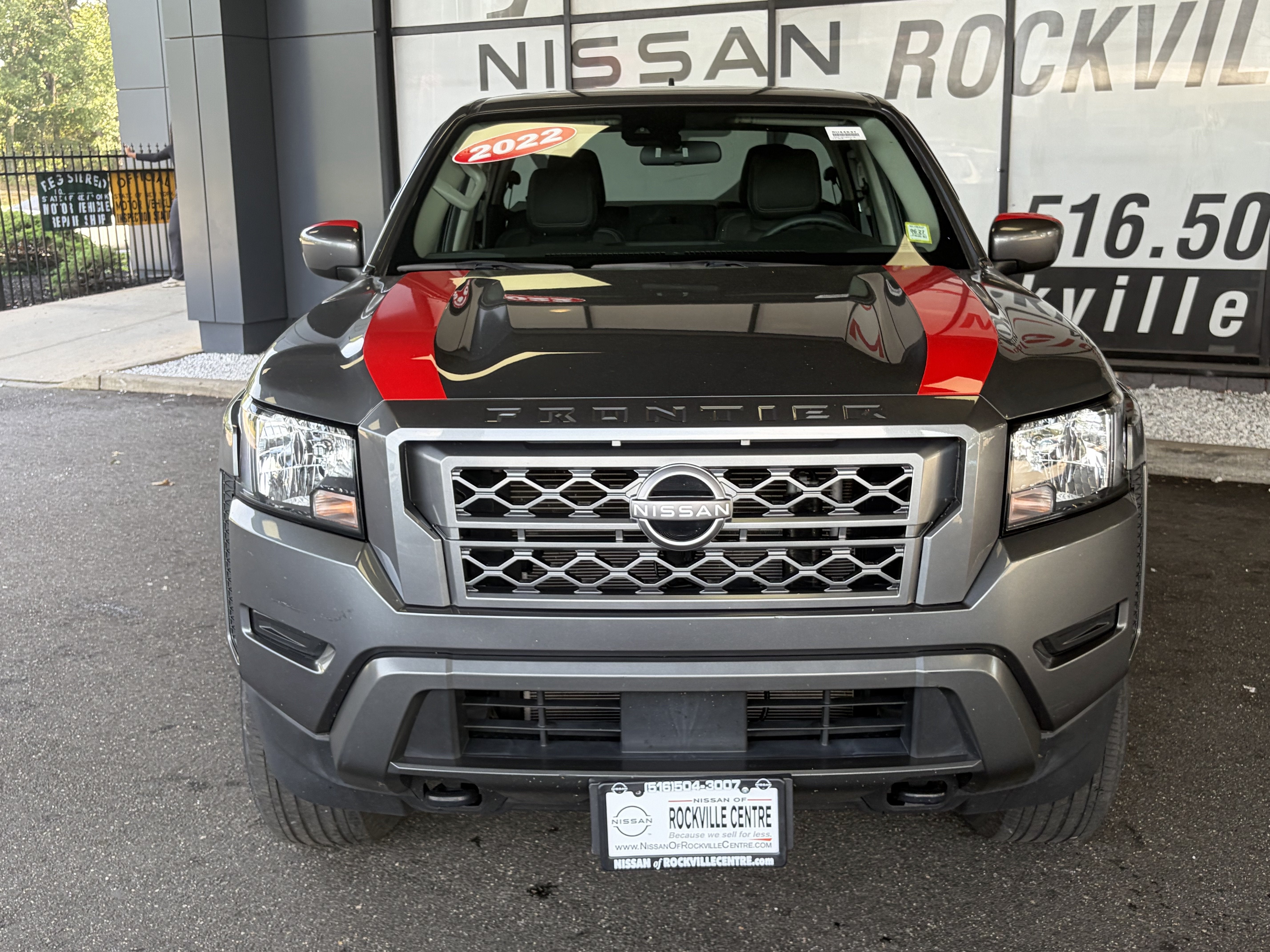 2022 Nissan Frontier SV