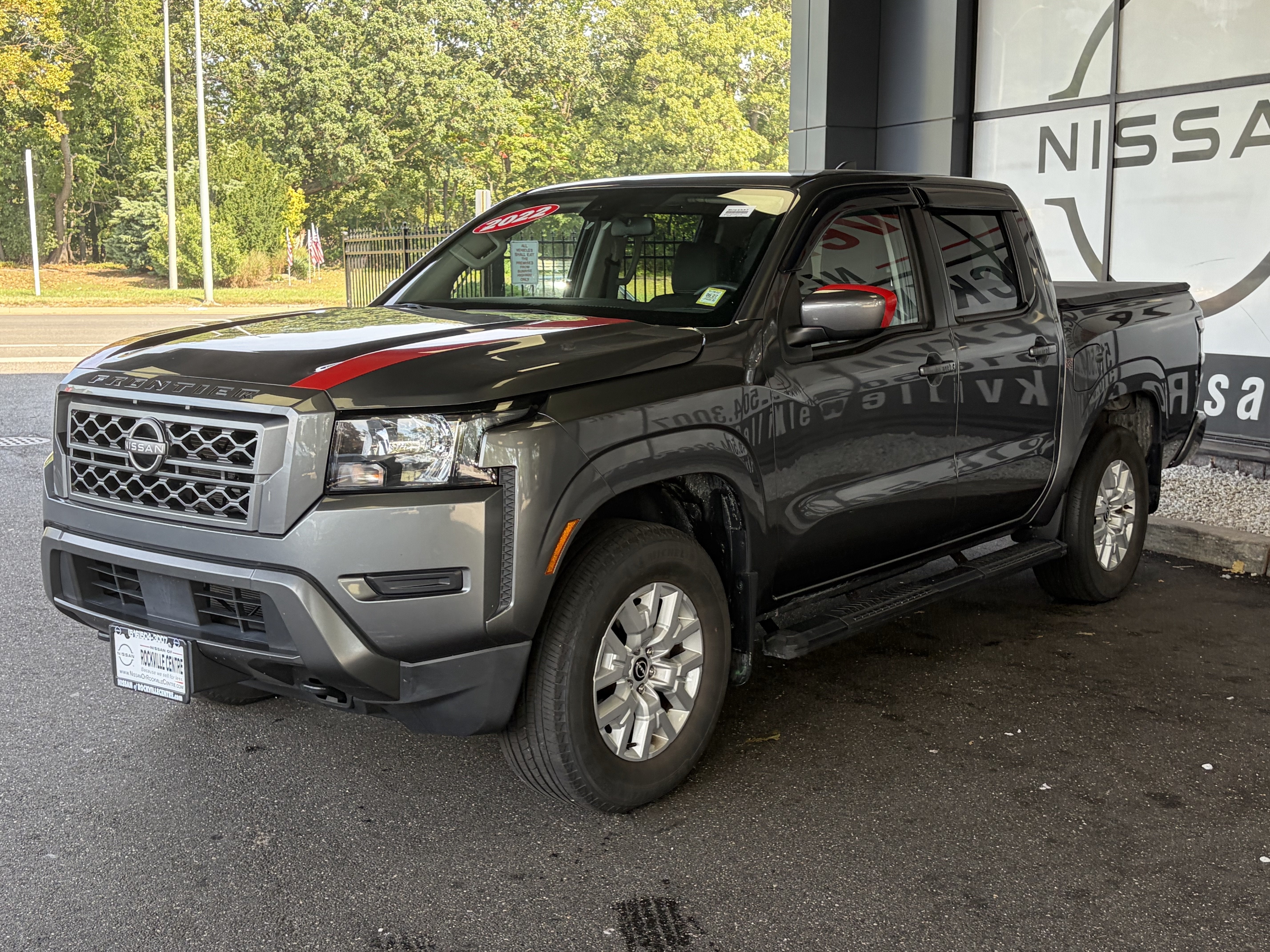 2022 Nissan Frontier SV