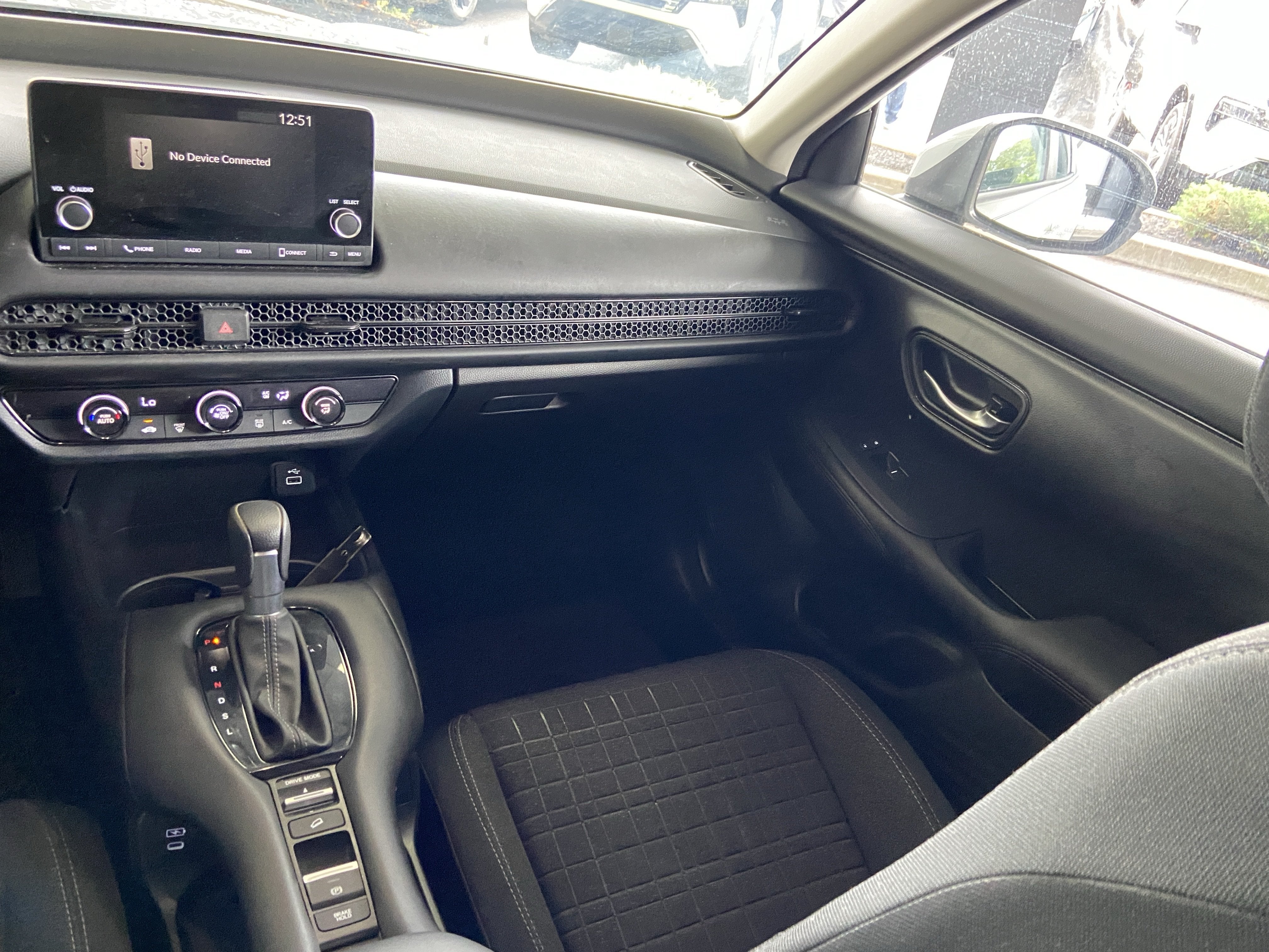 2025 Honda HR-V LX
