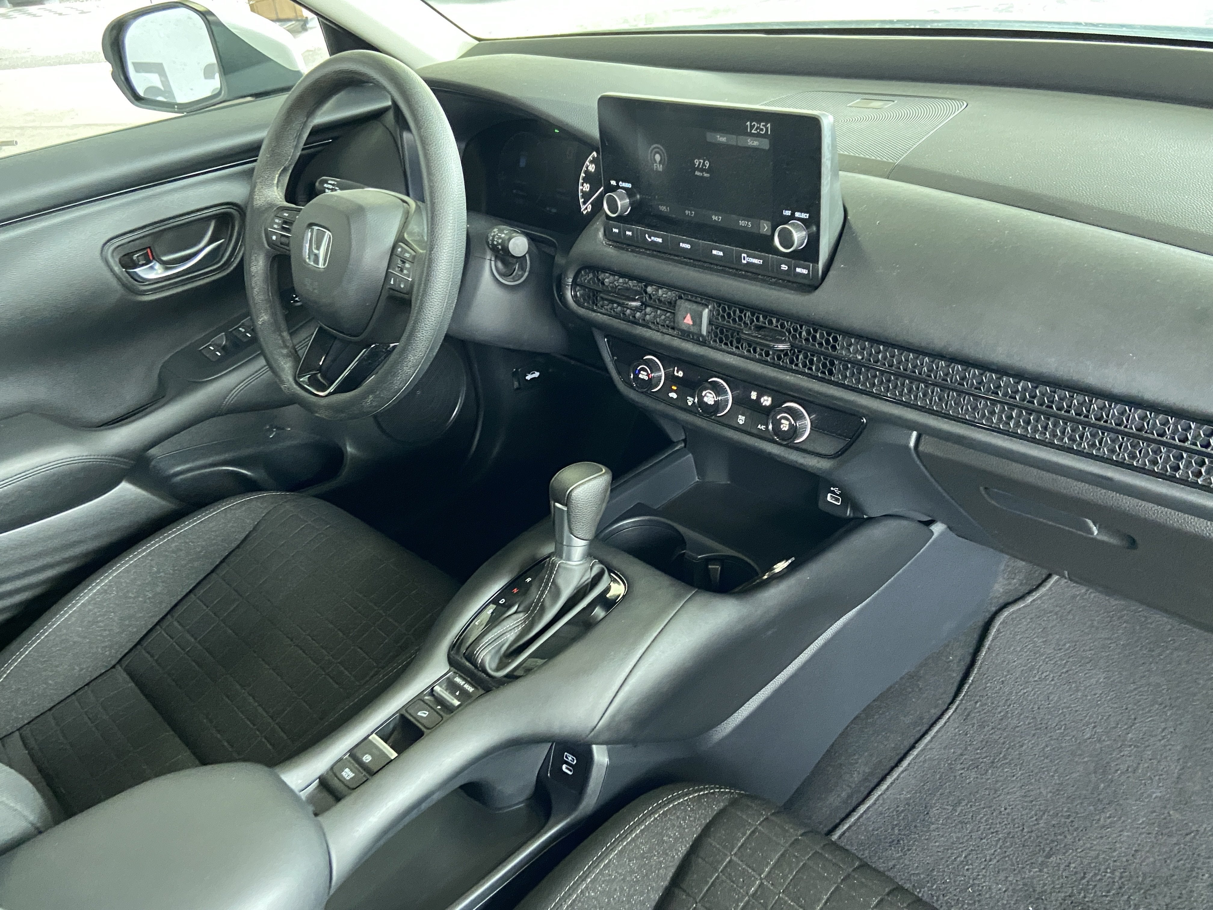 2025 Honda HR-V LX