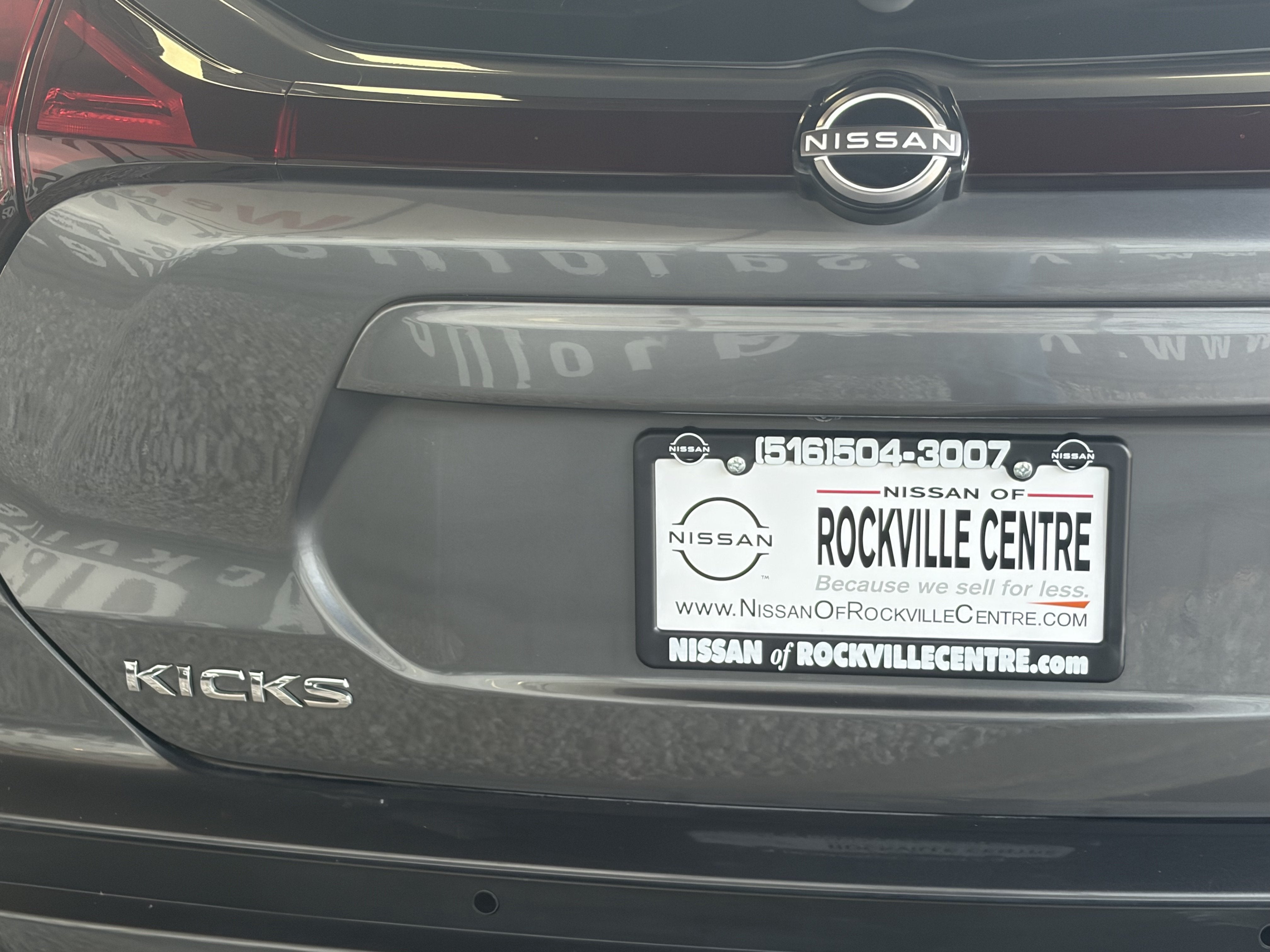 2024 Nissan Kicks SV