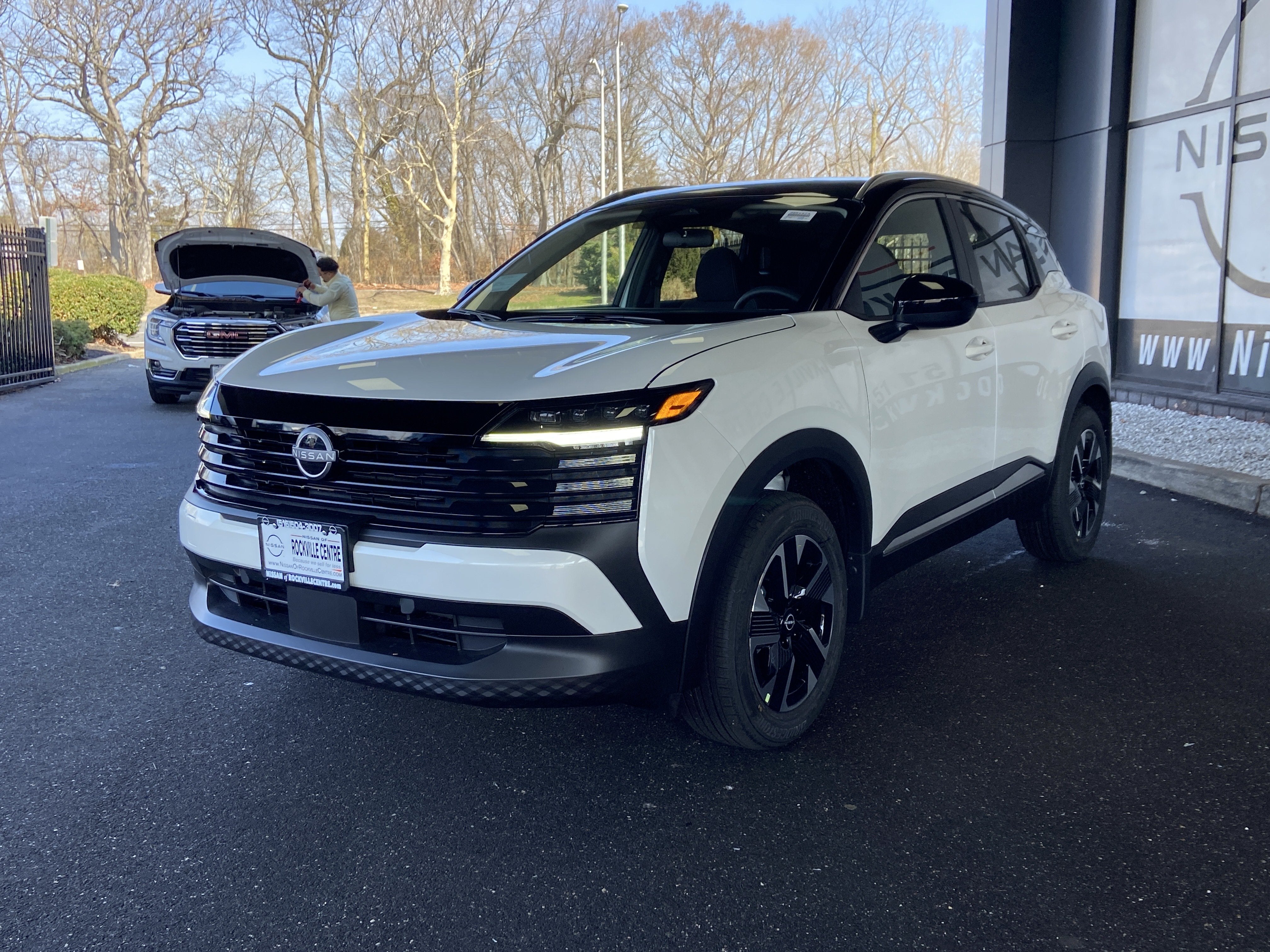 2026 Nissan Kicks SV