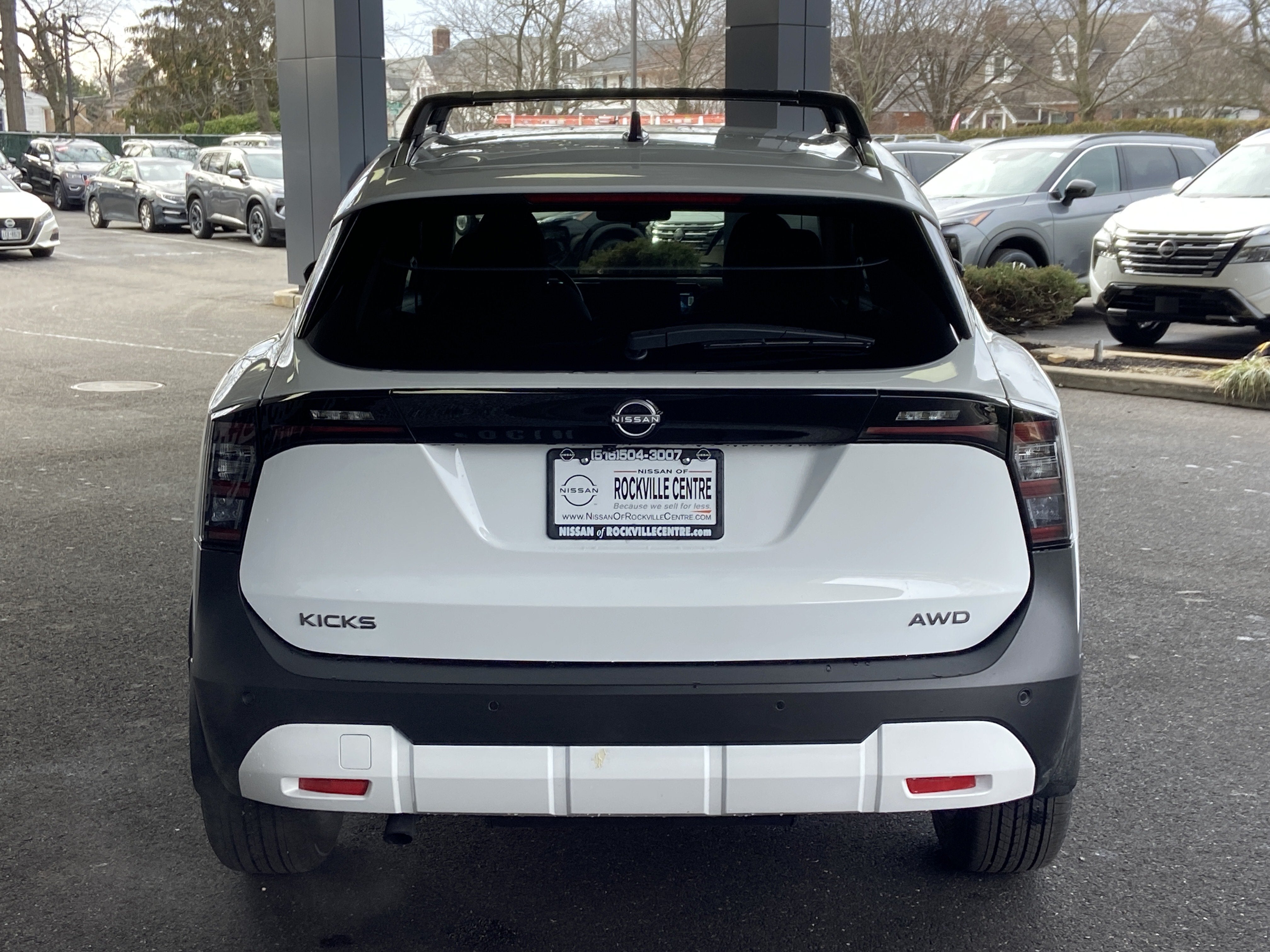 2026 Nissan Kicks SV