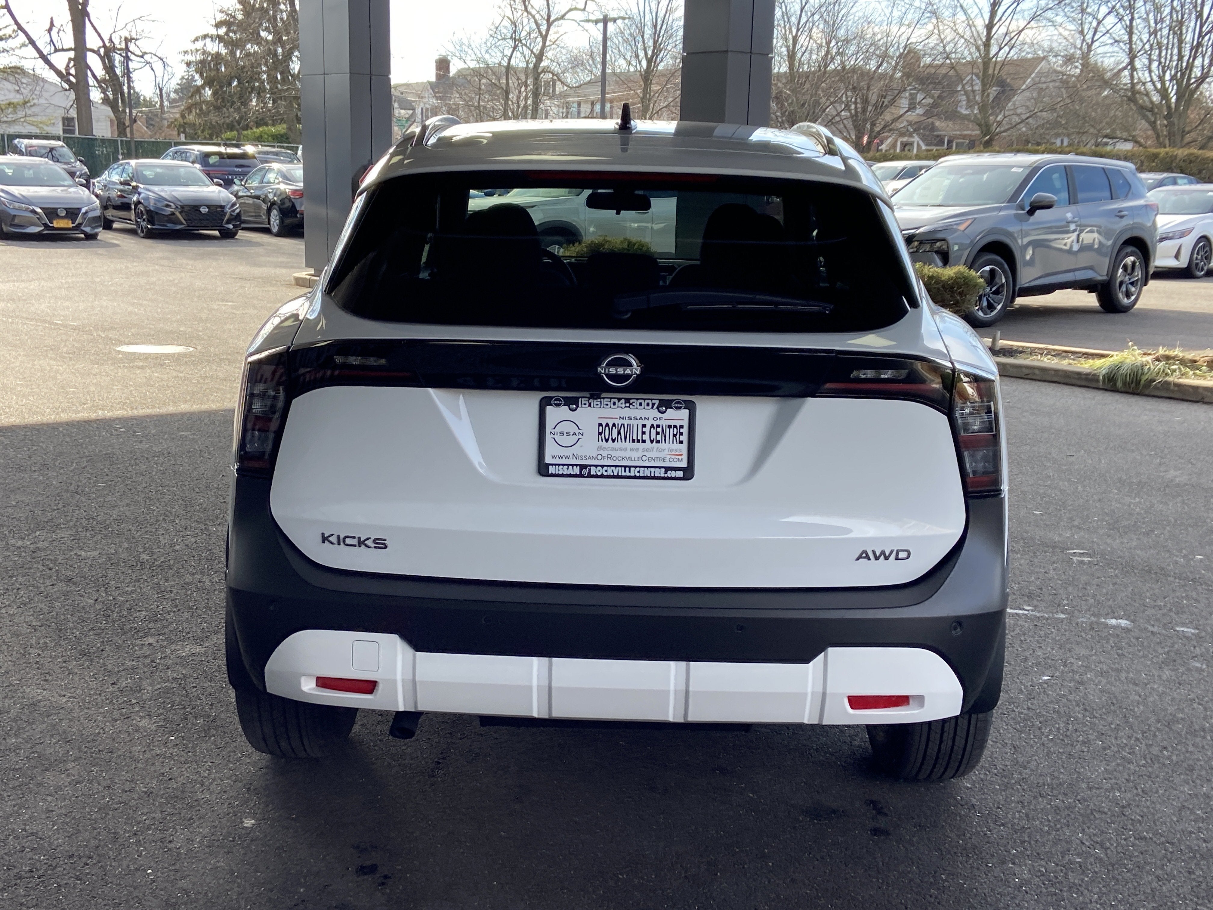 2026 Nissan Kicks SV