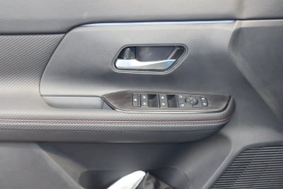 2027 Nissan Kicks SR