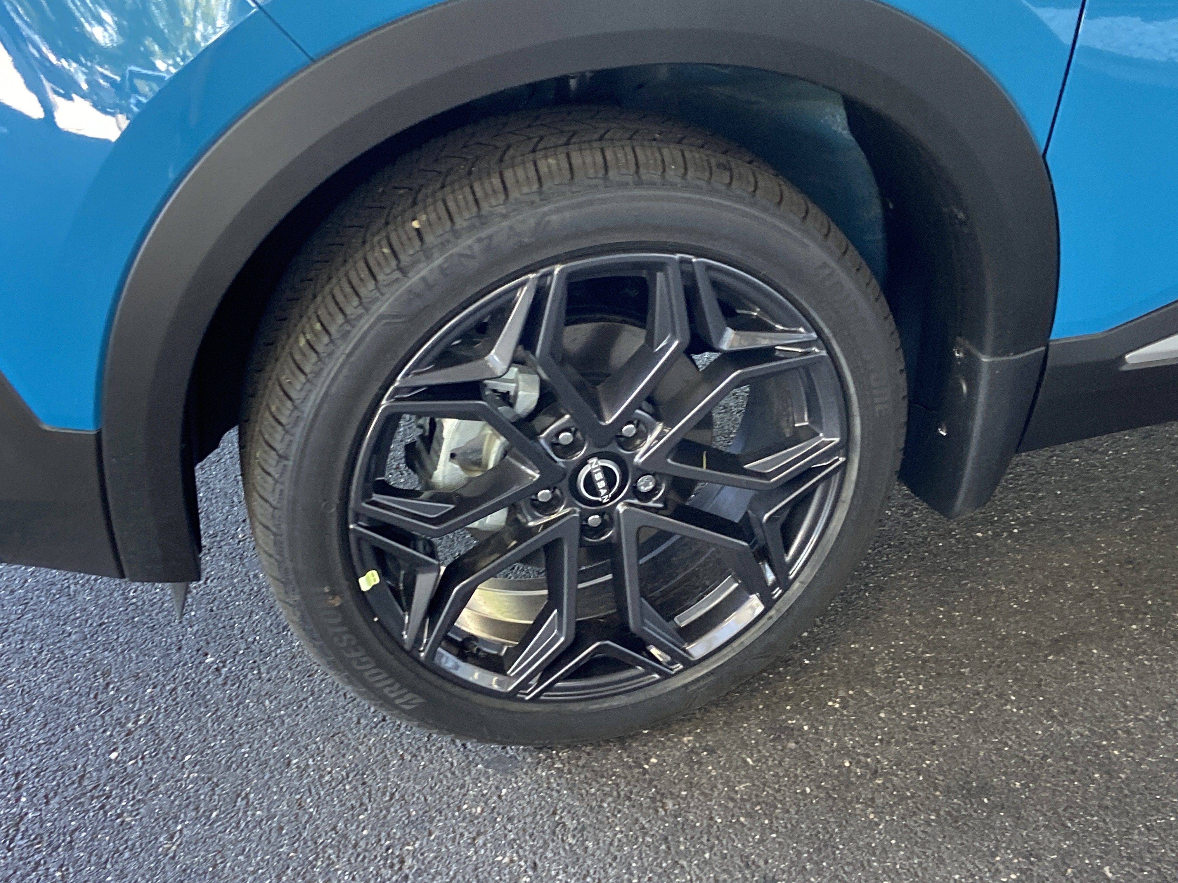 2027 Nissan Kicks SR