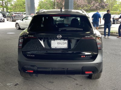 2026 Nissan Kicks SR