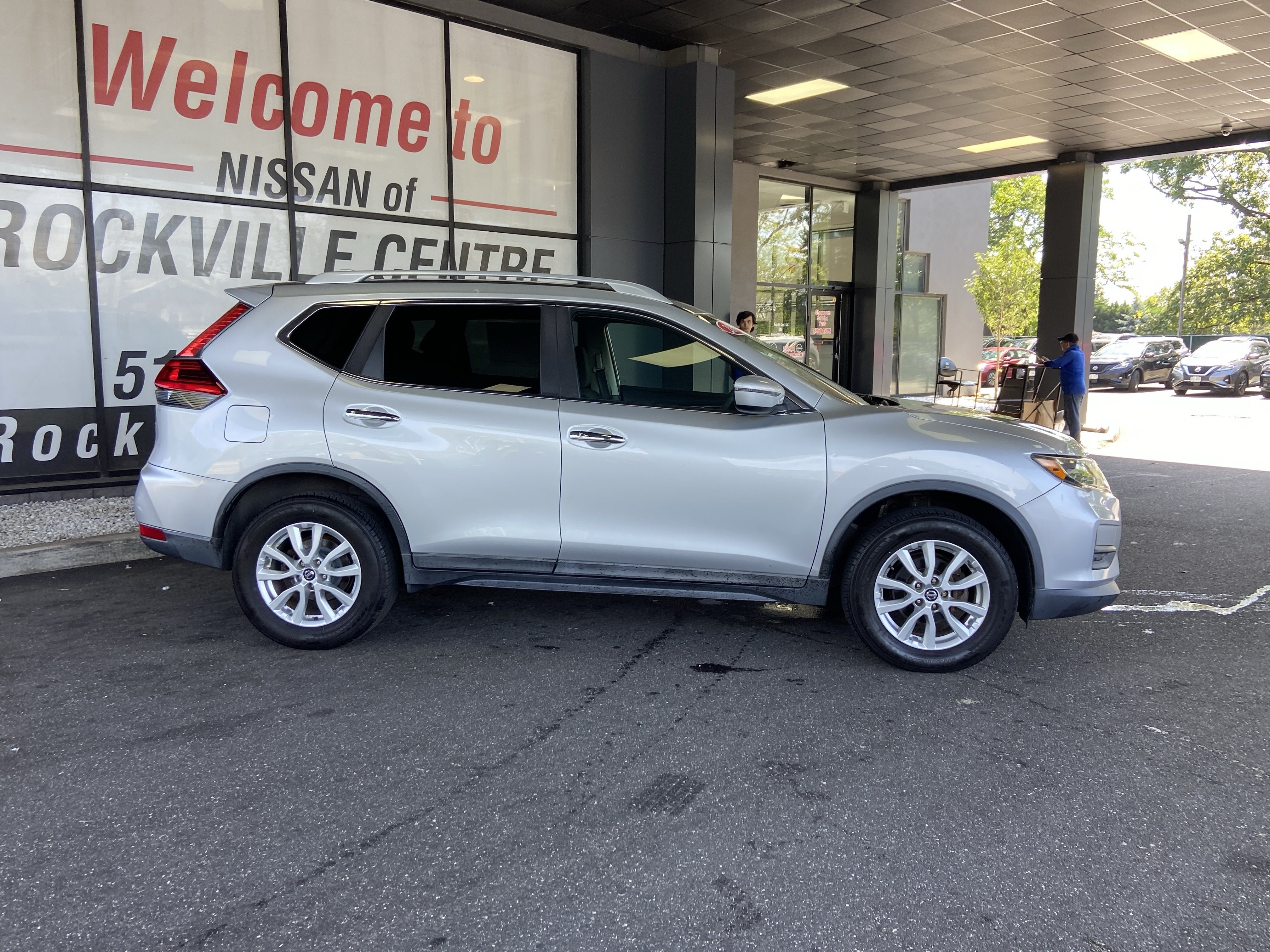 2017 Nissan Rogue SV