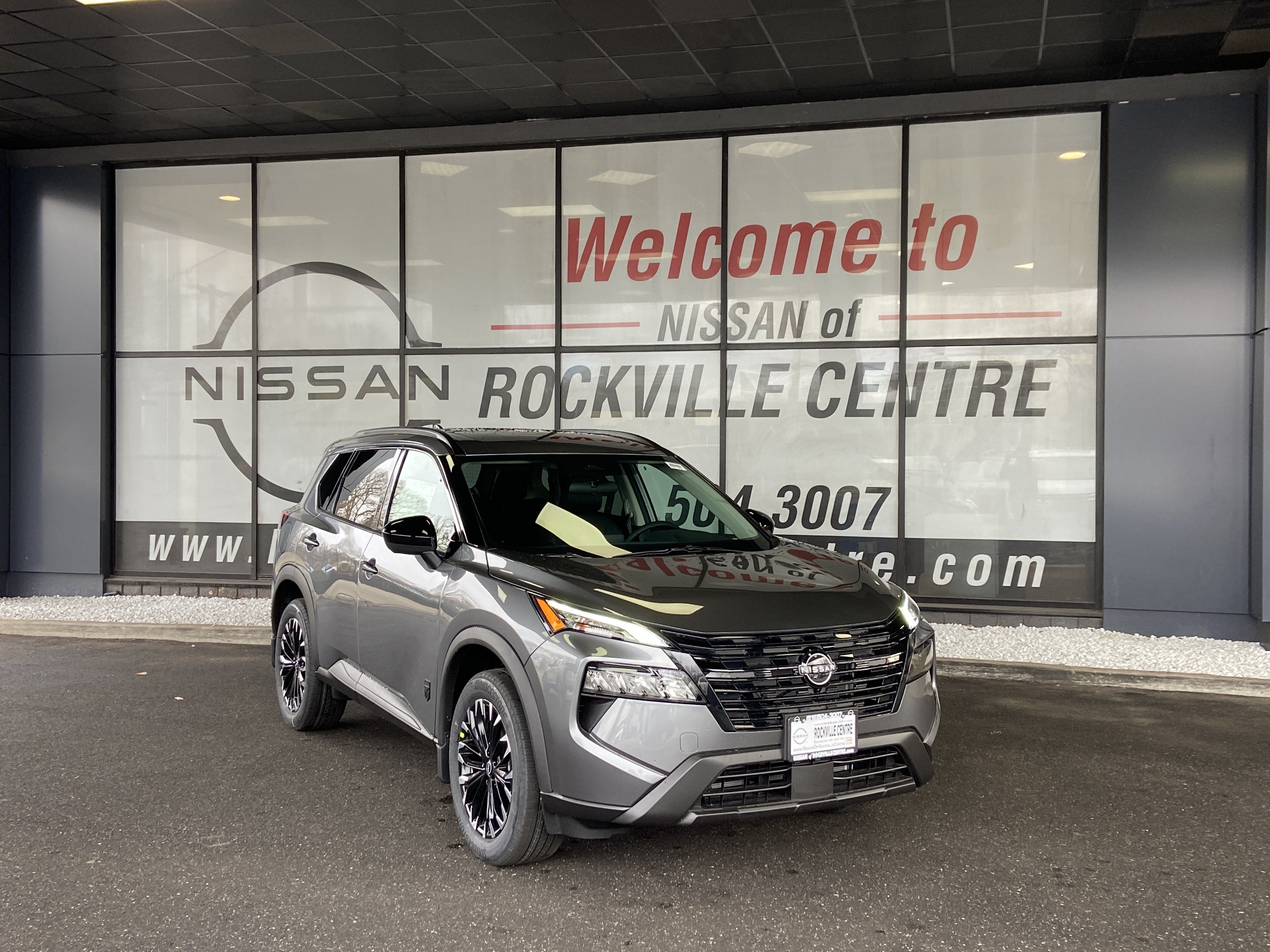 2026 Nissan Rogue Dark Armor