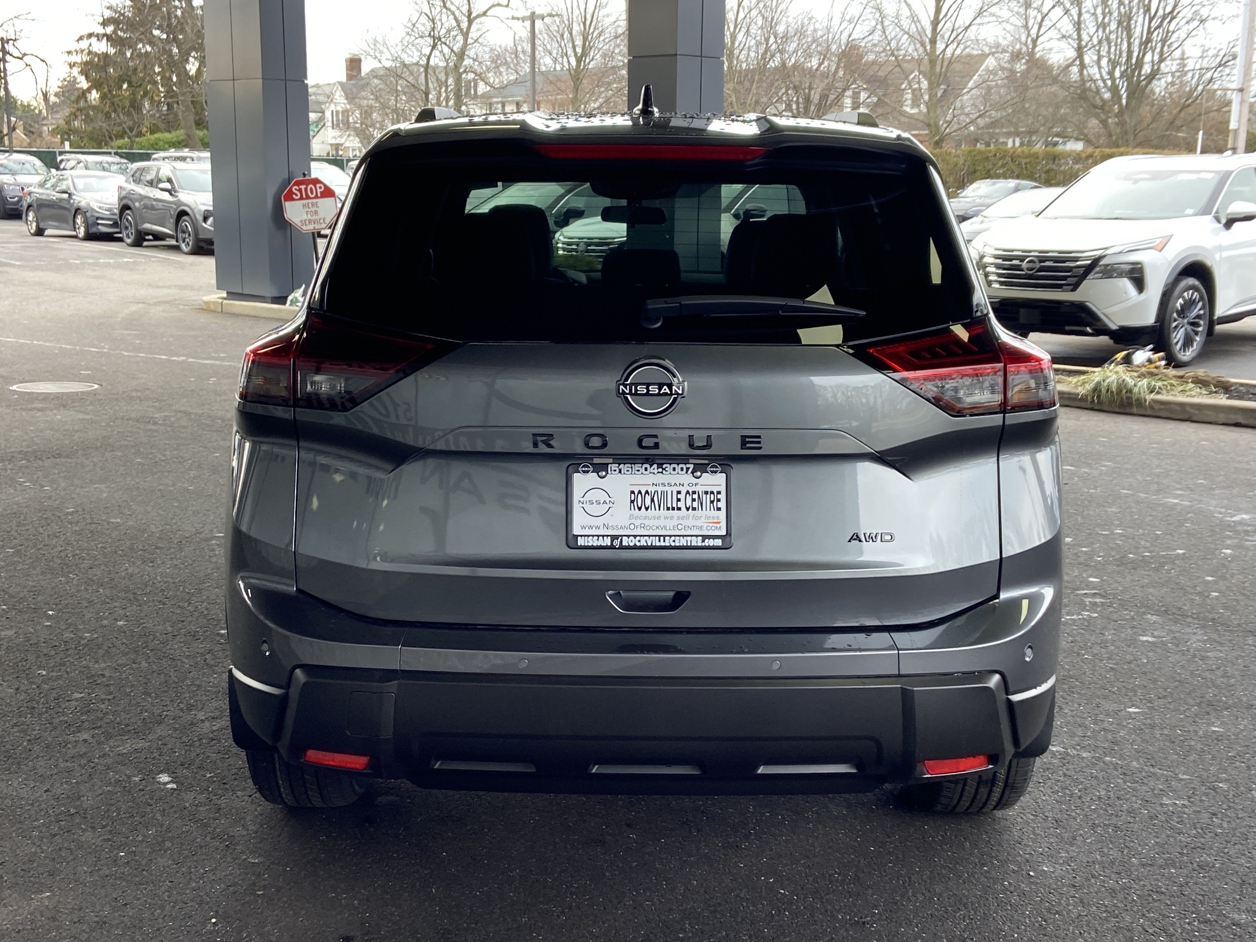 2026 Nissan Rogue Dark Armor