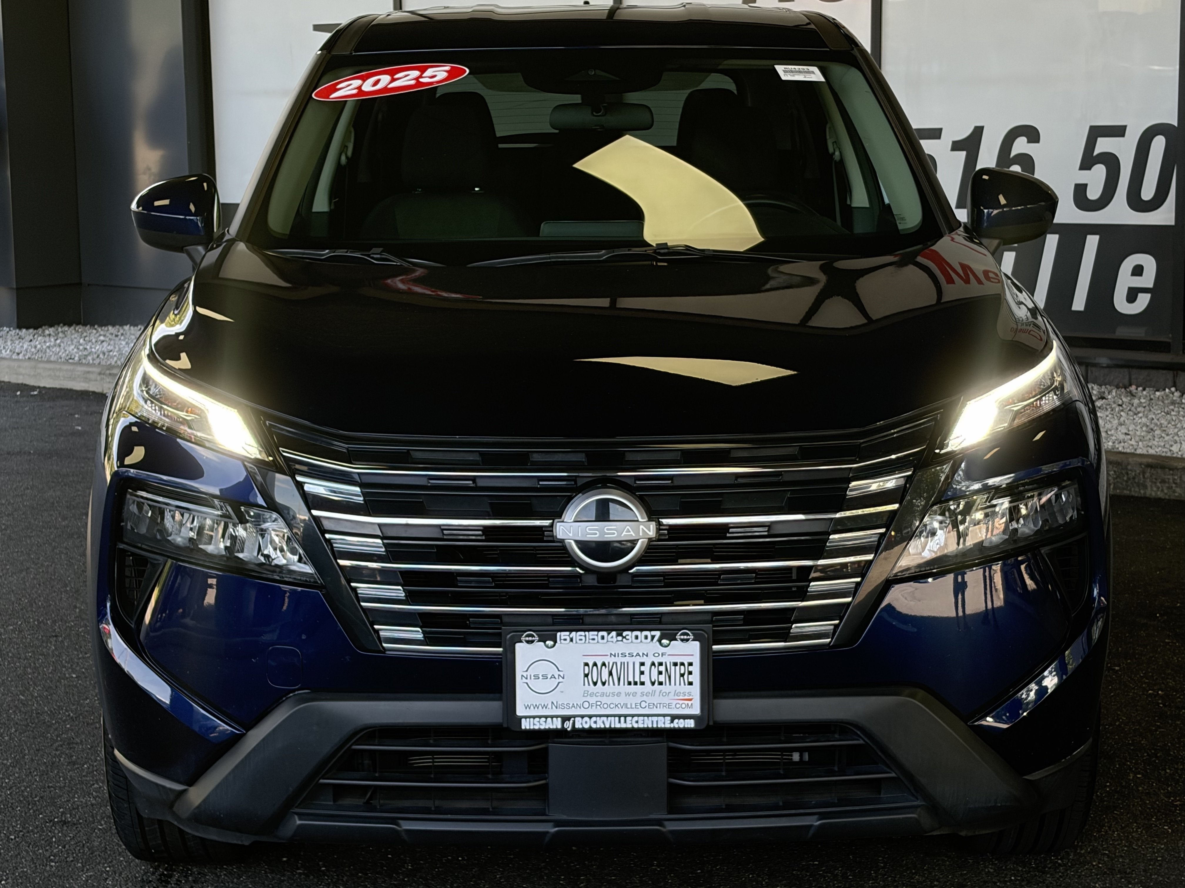 2025 Nissan Rogue SV