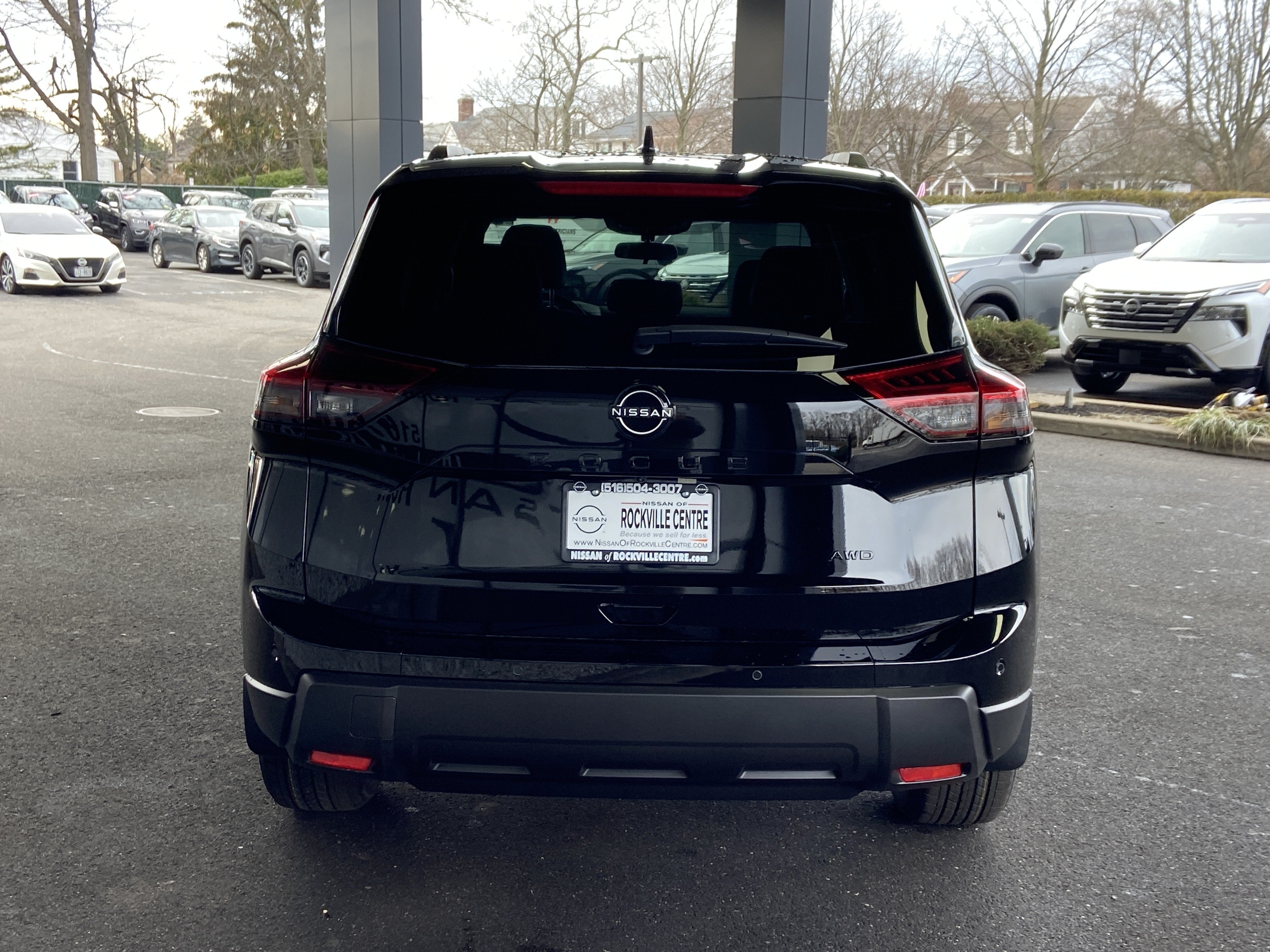 2026 Nissan Rogue Dark Armor