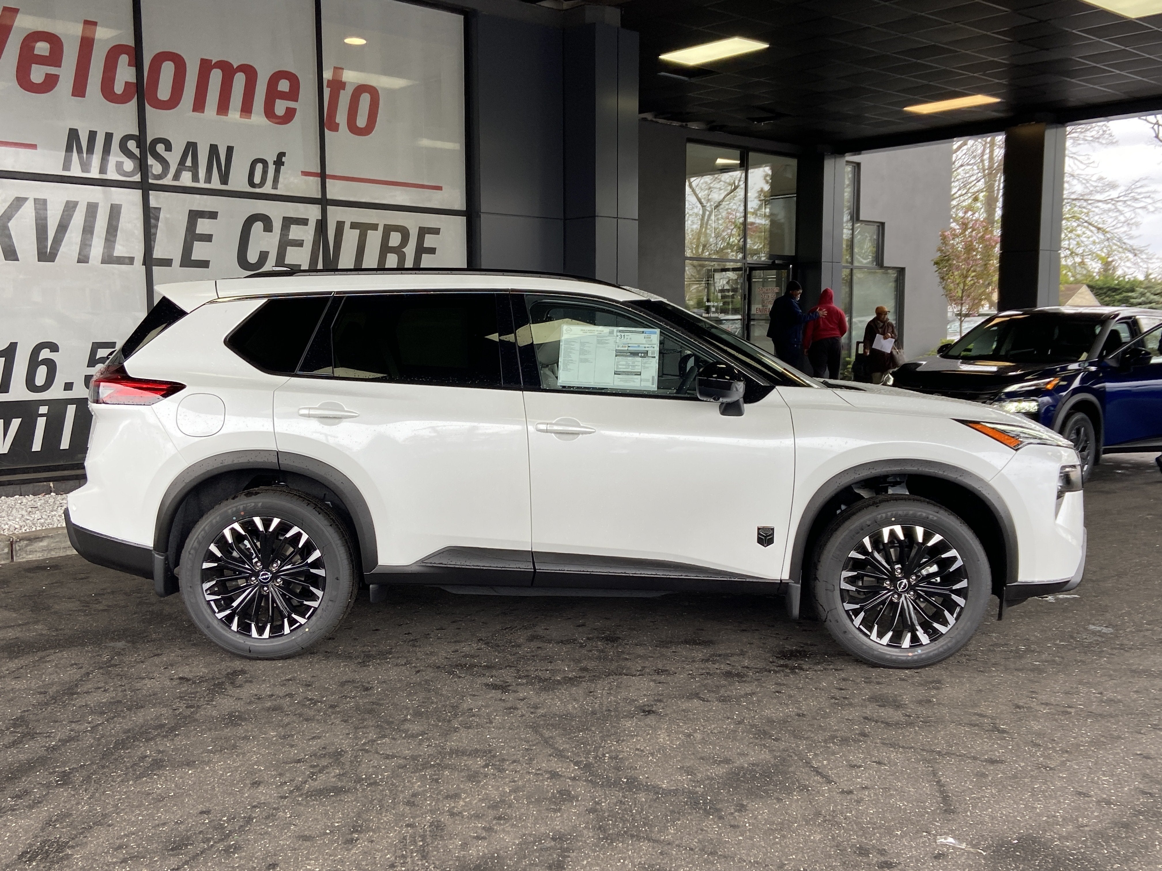 2026 Nissan Rogue Dark Armor