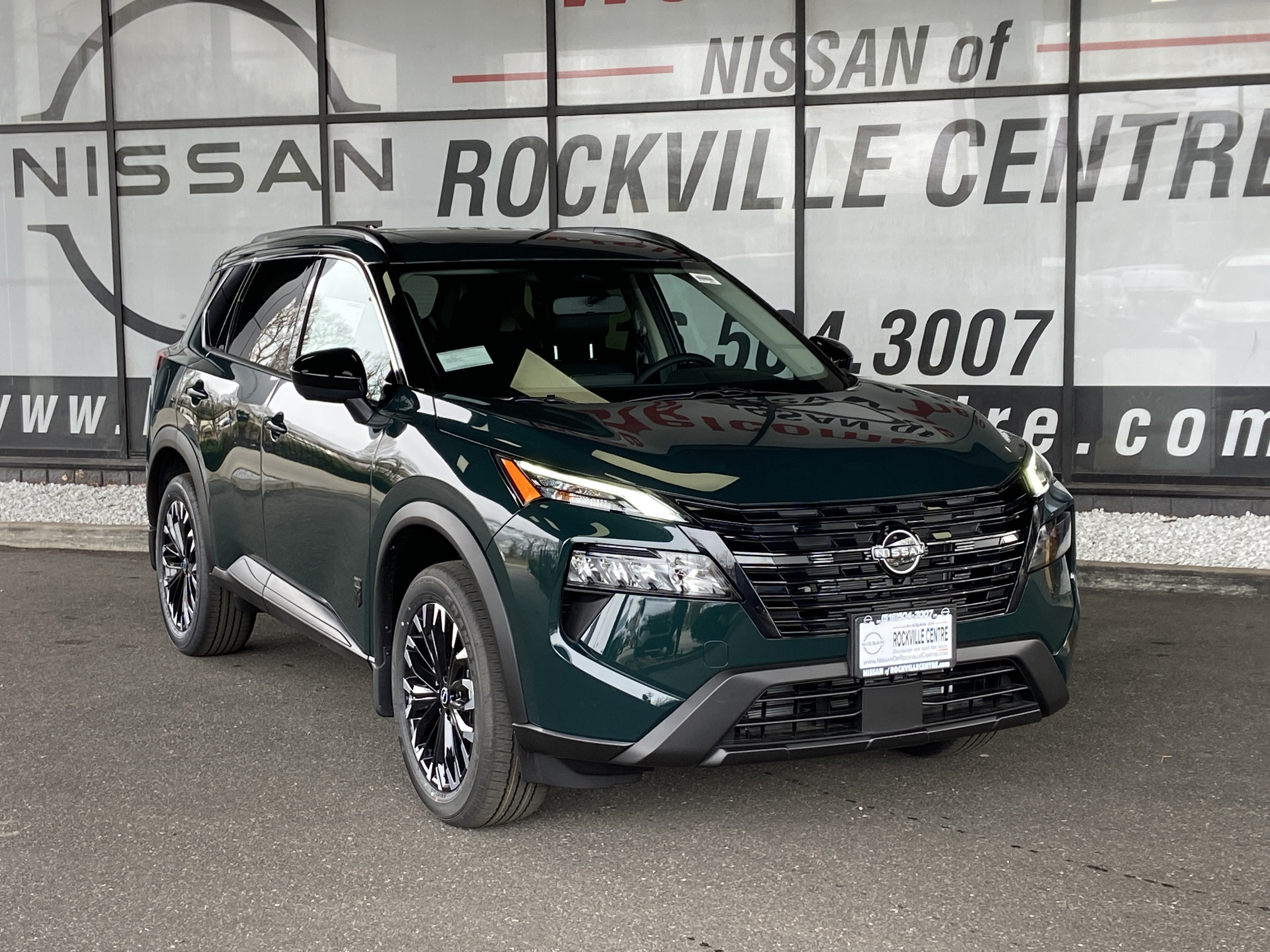 2026 Nissan Rogue Dark Armor