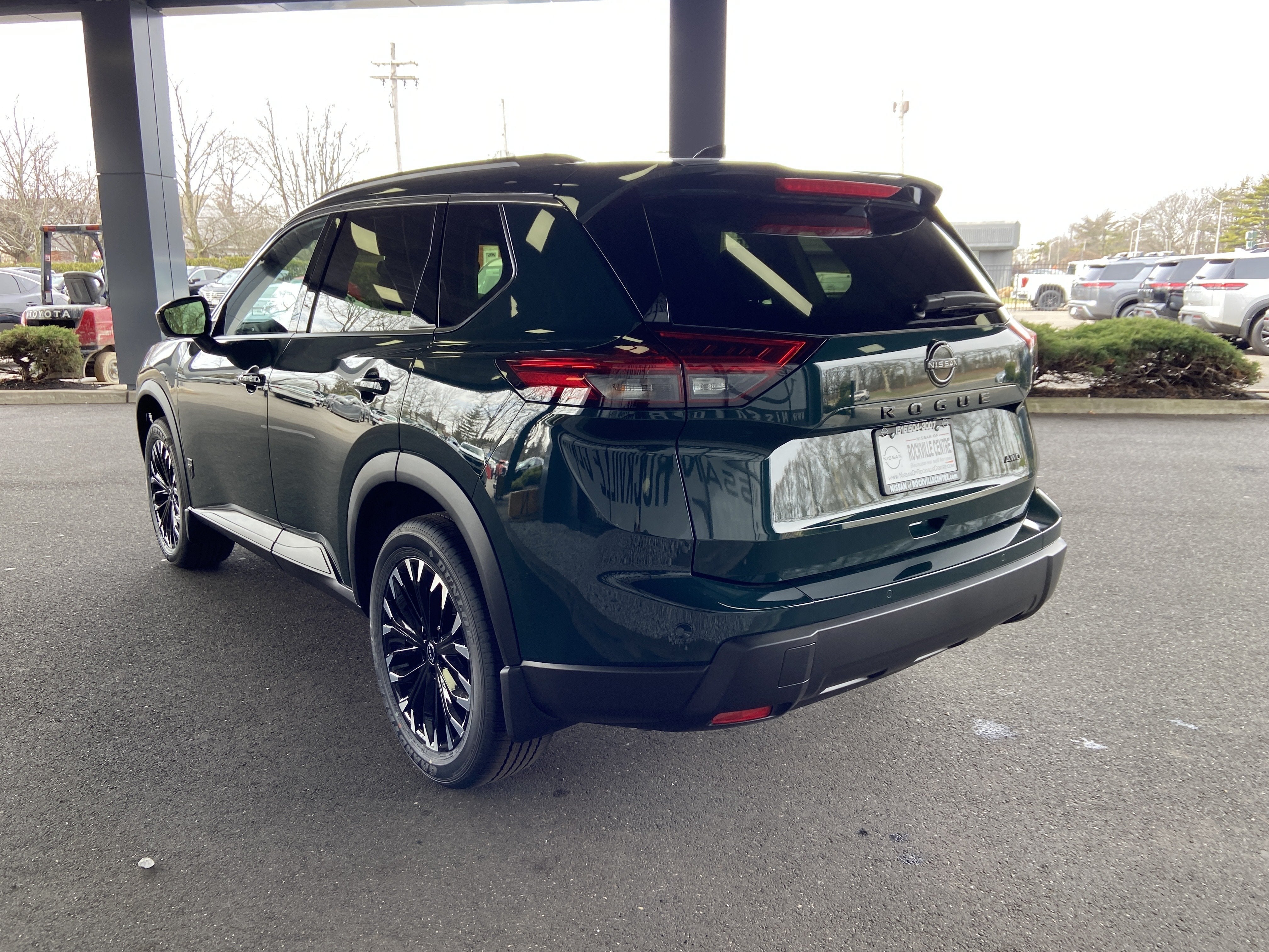 2026 Nissan Rogue Dark Armor