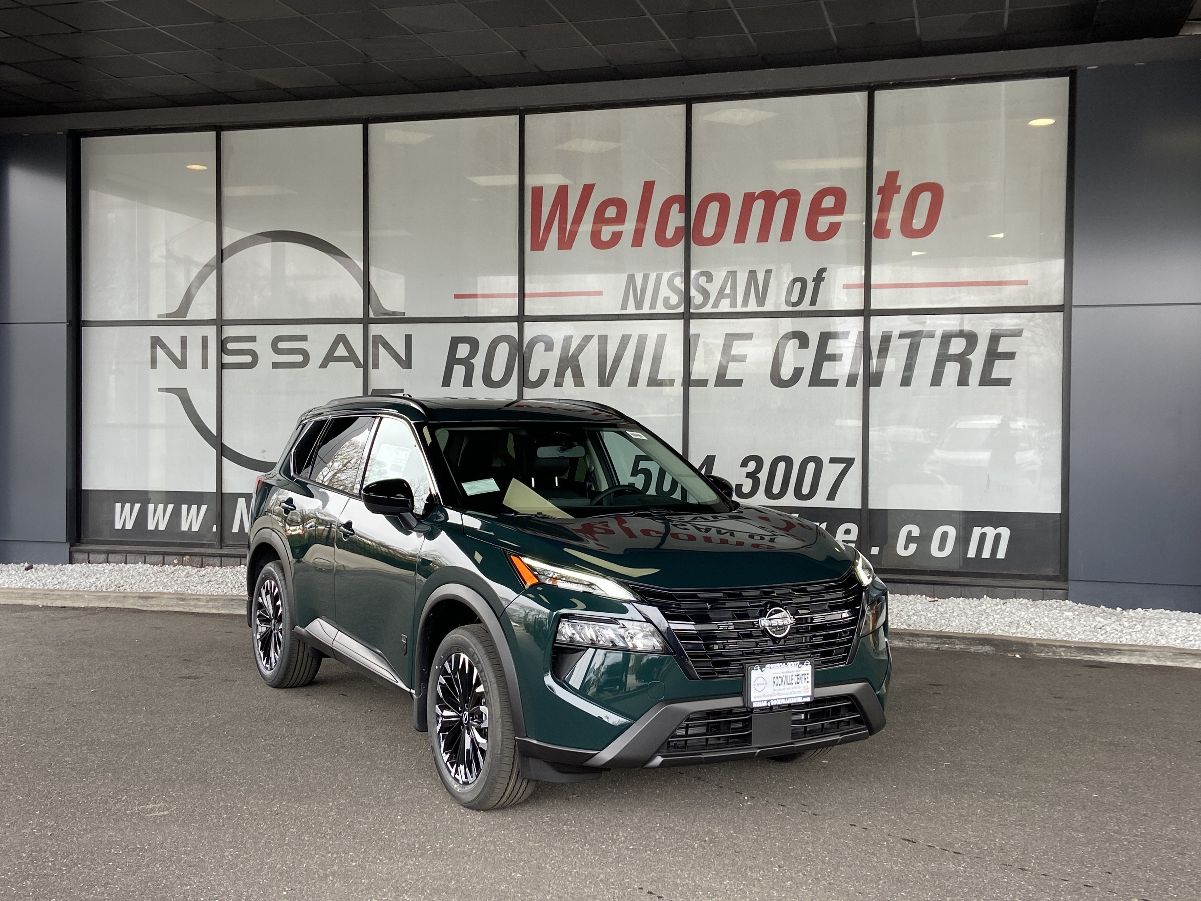 2026 Nissan Rogue Dark Armor