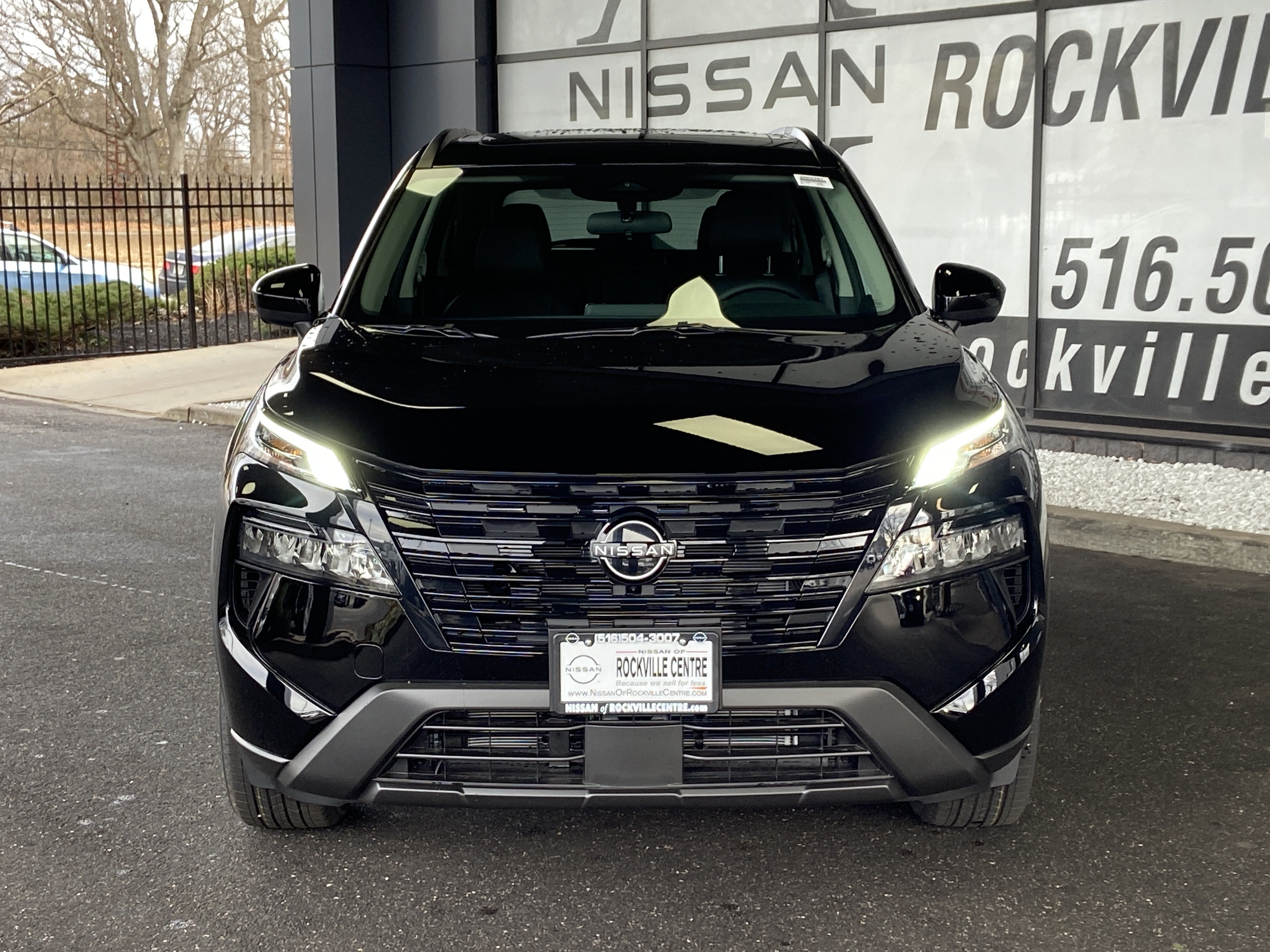 2026 Nissan Rogue Dark Armor
