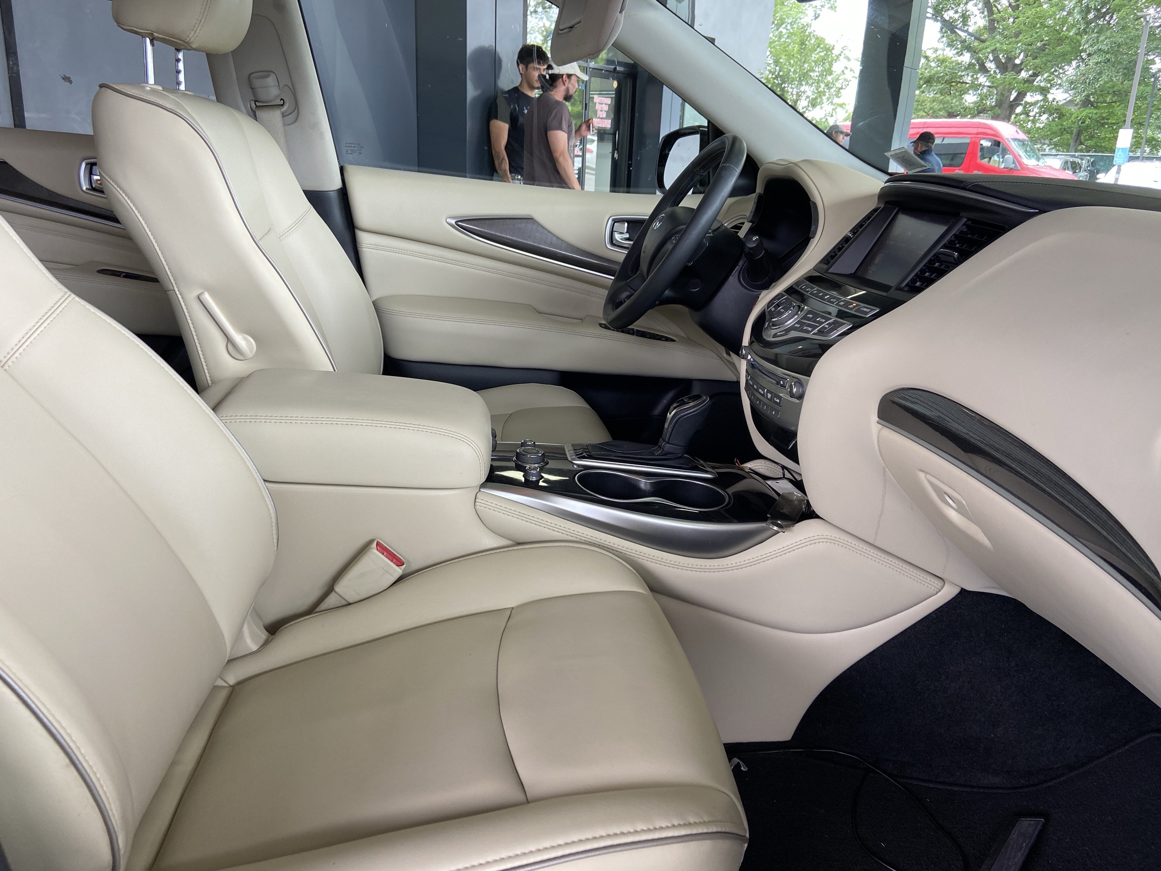 2019 INFINITI QX60 PURE