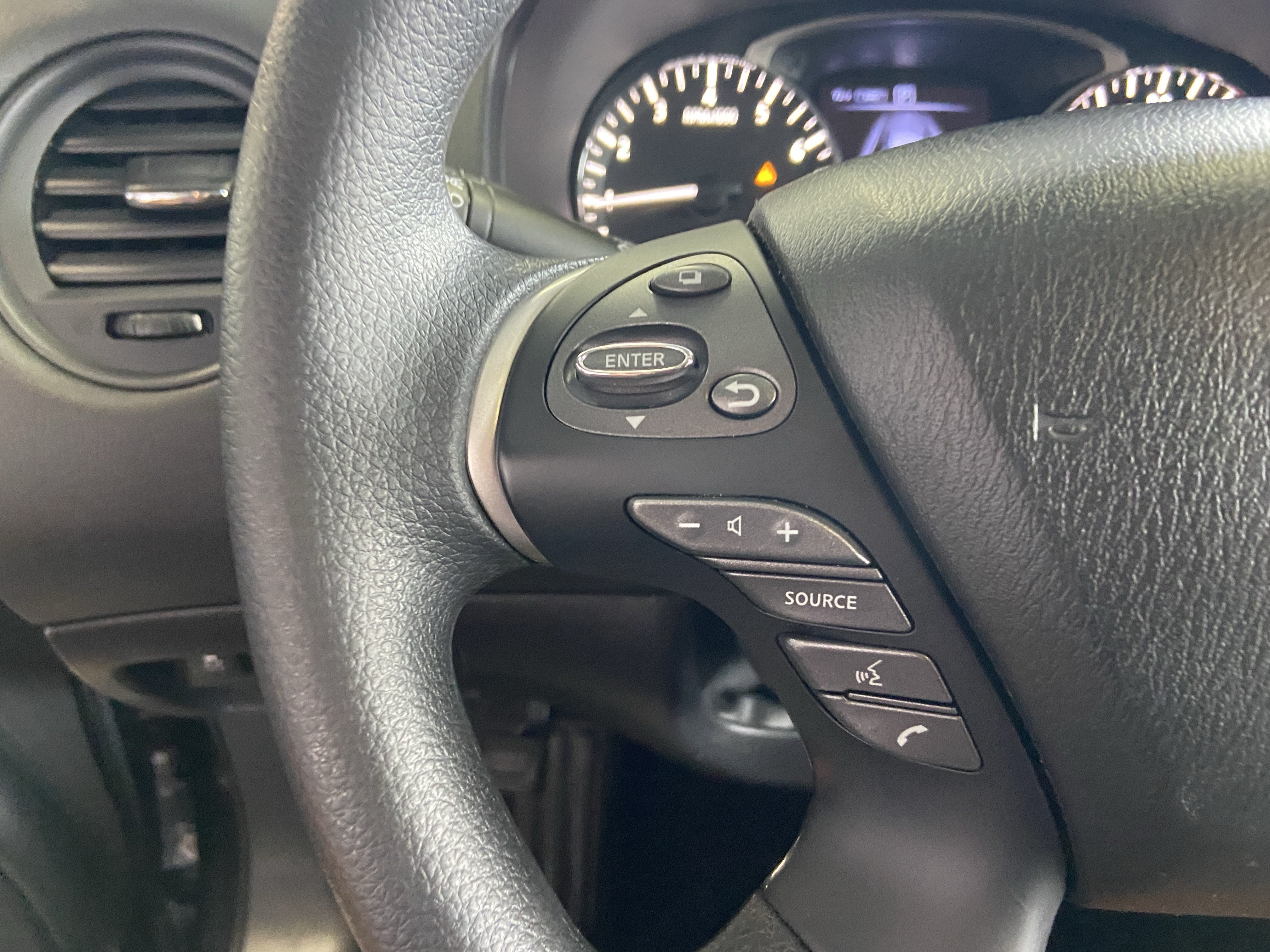 2019 Nissan Pathfinder S 4WD