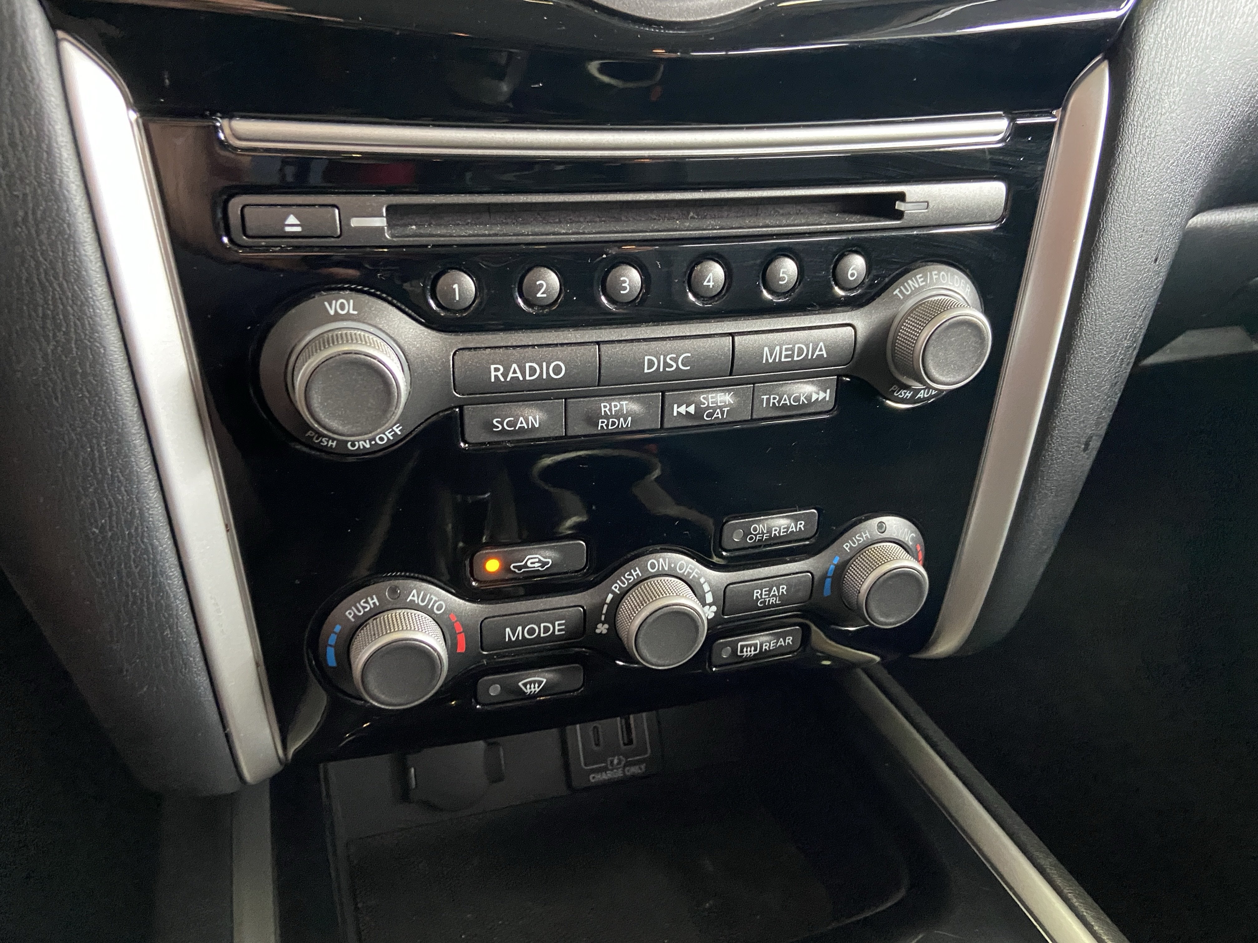 2019 Nissan Pathfinder S 4WD
