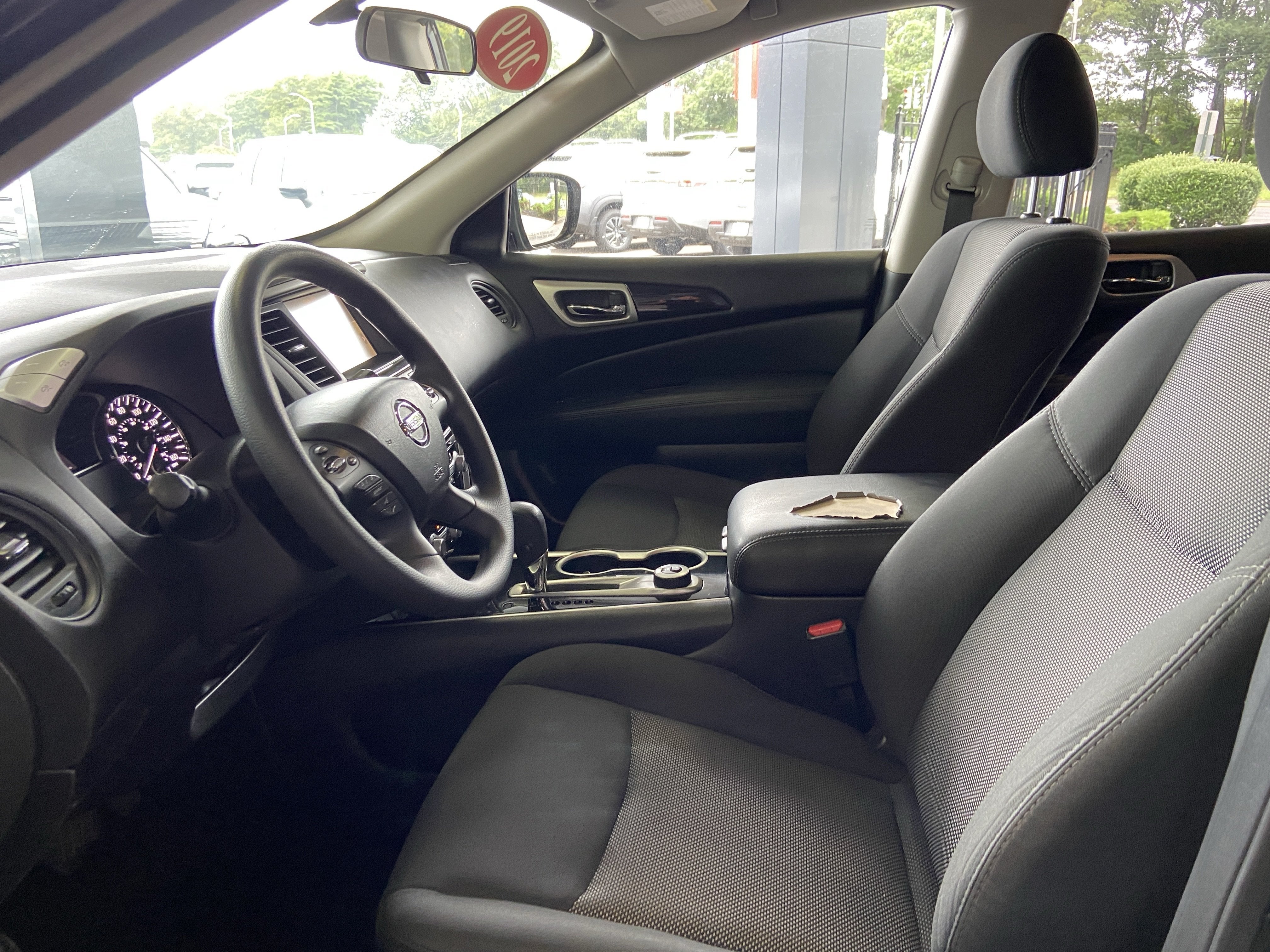 2019 Nissan Pathfinder S 4WD