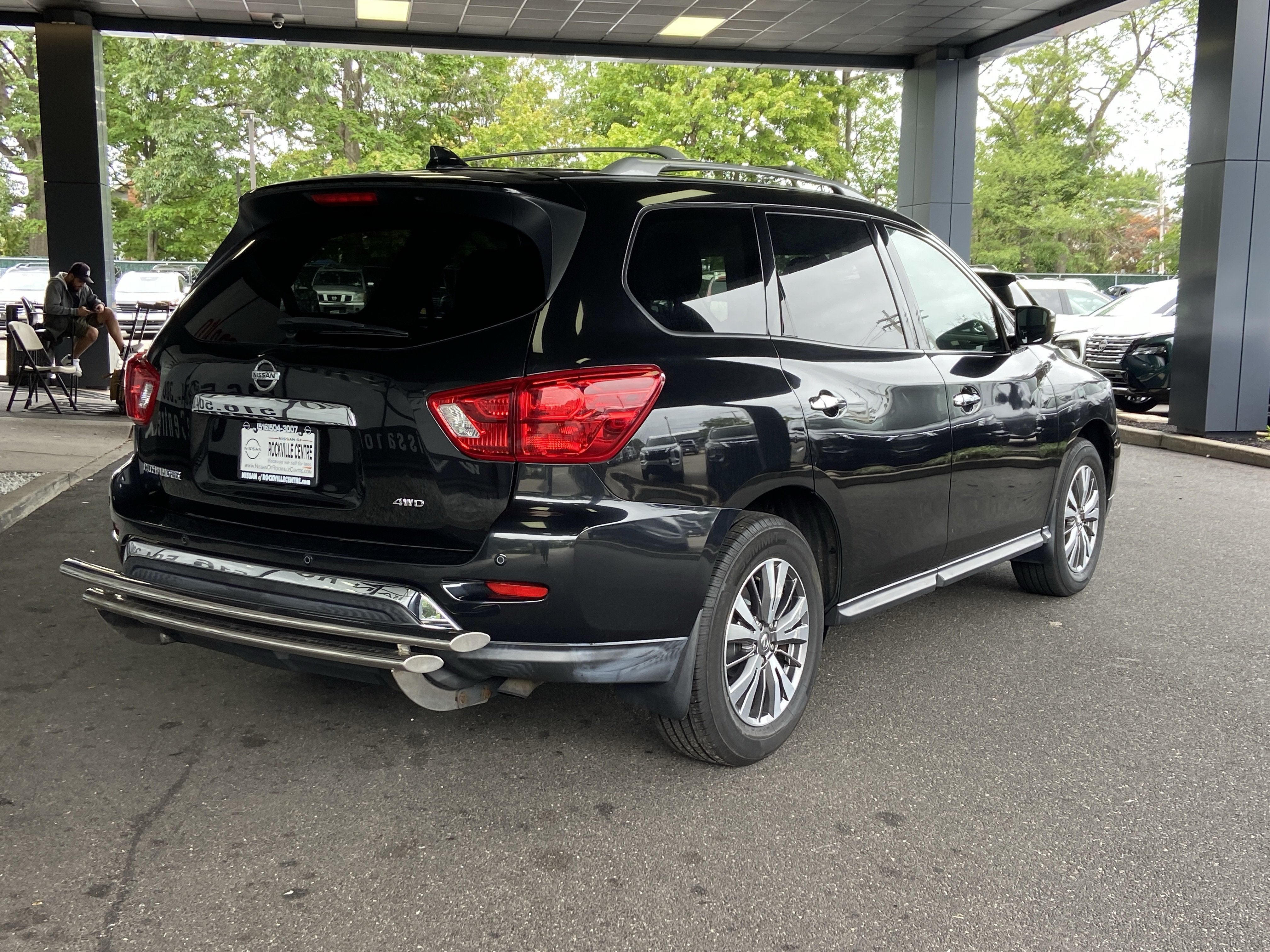 2019 Nissan Pathfinder S 4WD