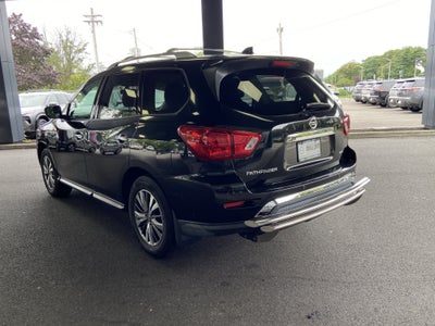 2019 Nissan Pathfinder S 4WD