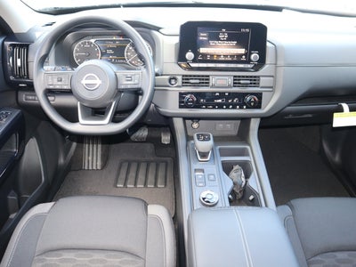 2025 Nissan Pathfinder S
