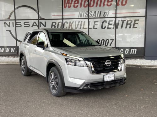 2025 Nissan Pathfinder S