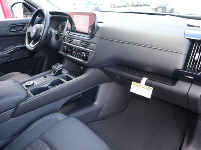 2025 Nissan Pathfinder S