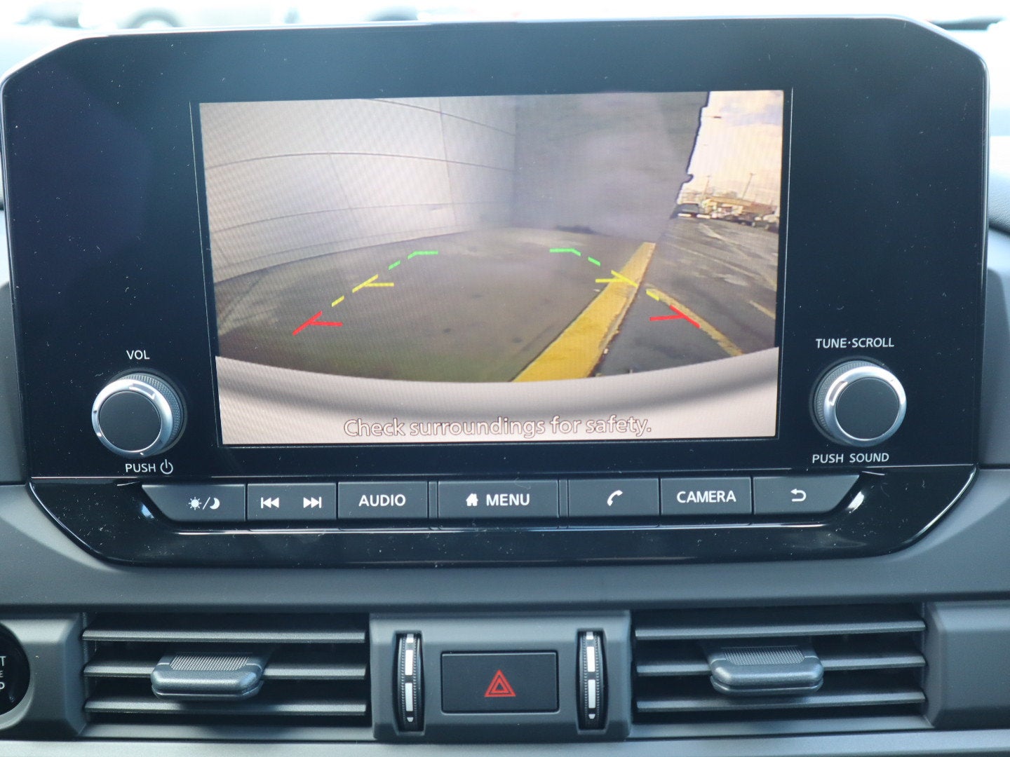 2025 Nissan Pathfinder S