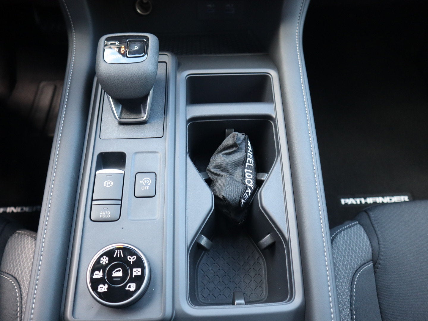2025 Nissan Pathfinder S