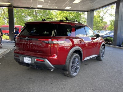 2026 Nissan Pathfinder SL