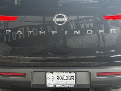 2026 Nissan Pathfinder SL