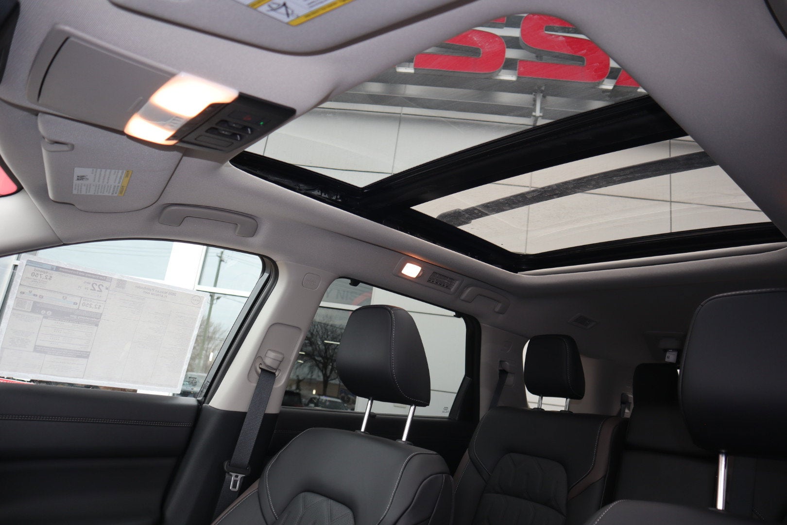2026 Nissan Pathfinder Platinum