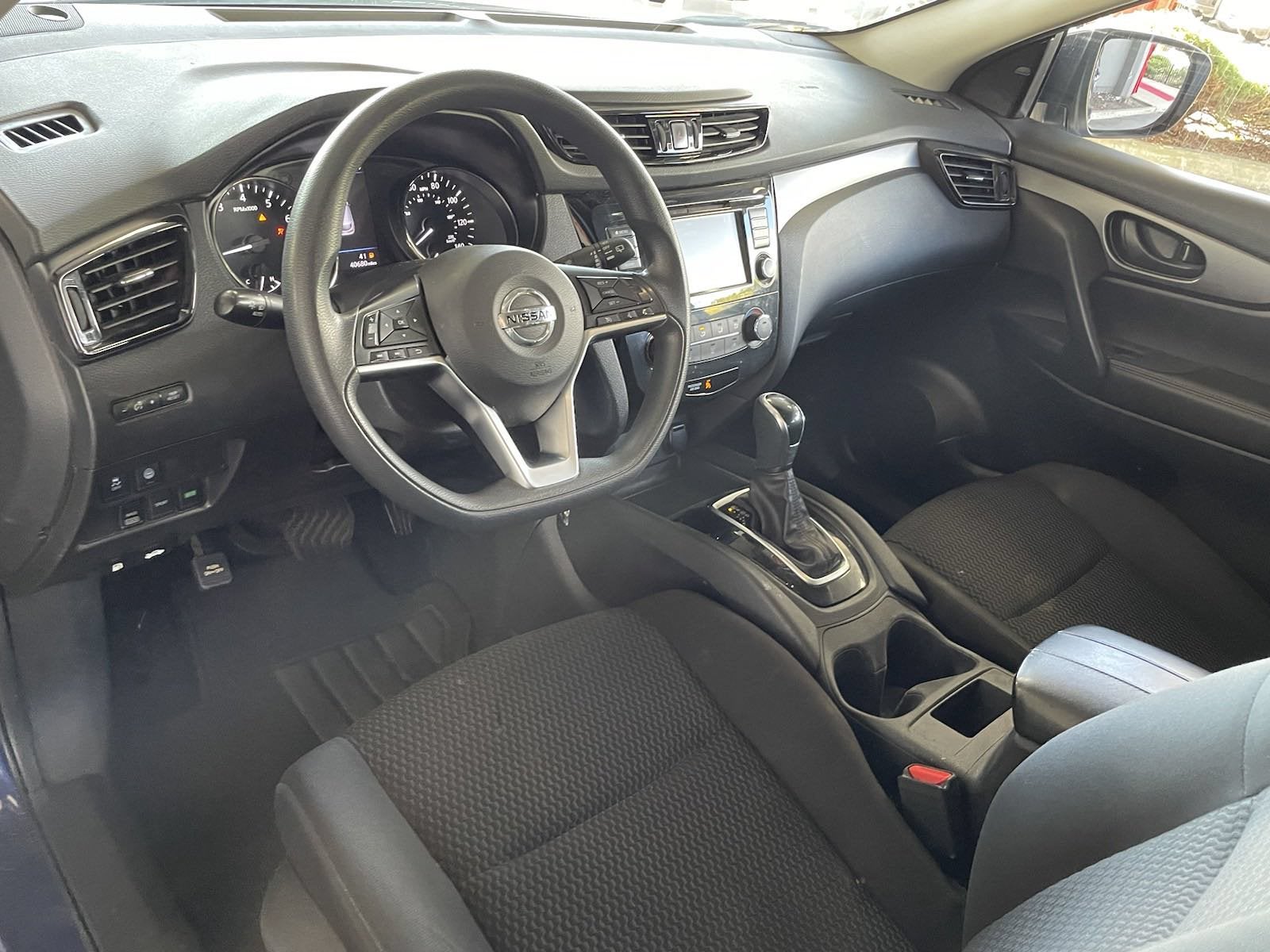 2022 Nissan Rogue Sport S