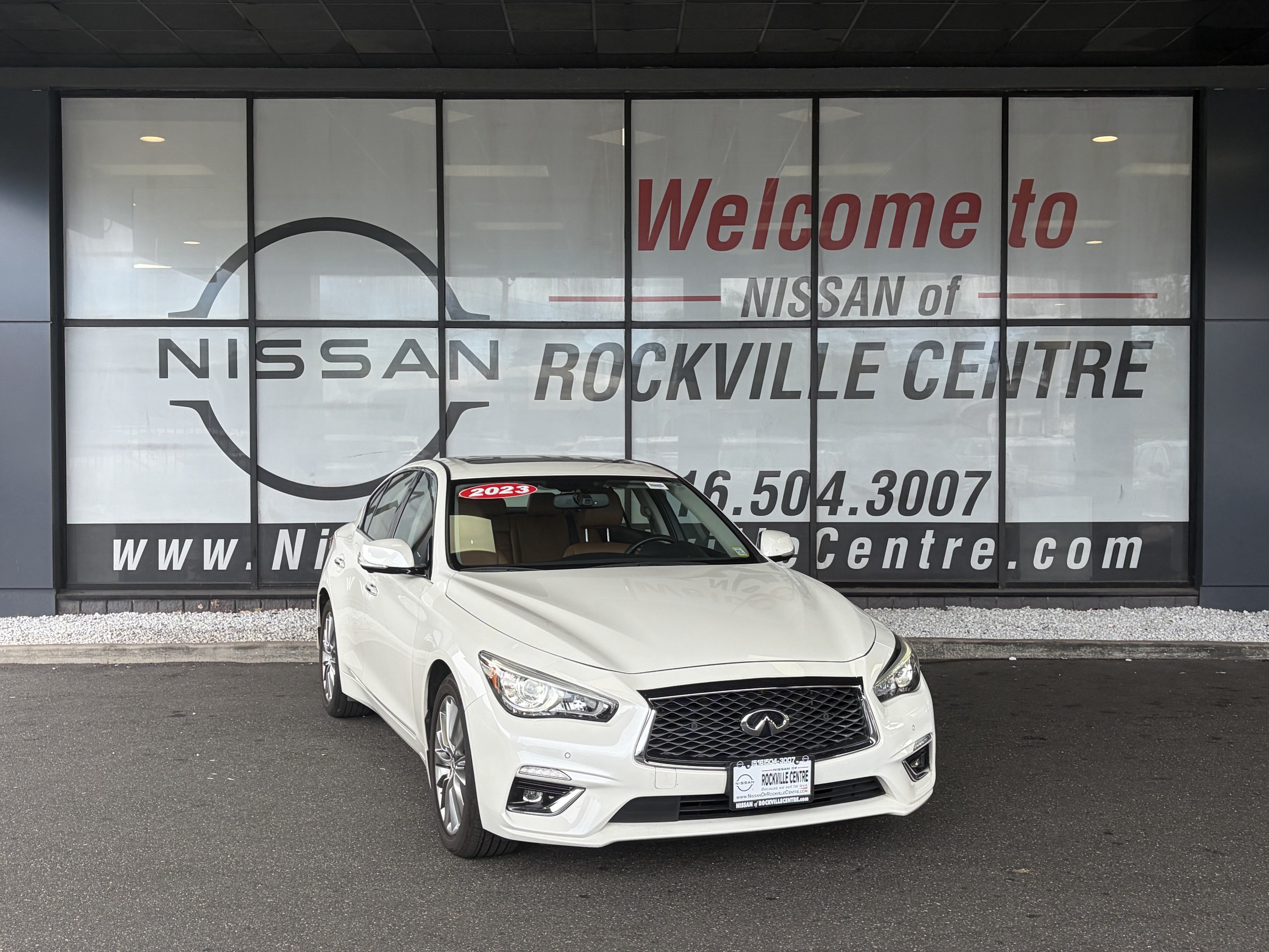 2023 INFINITI Q50 LUXE