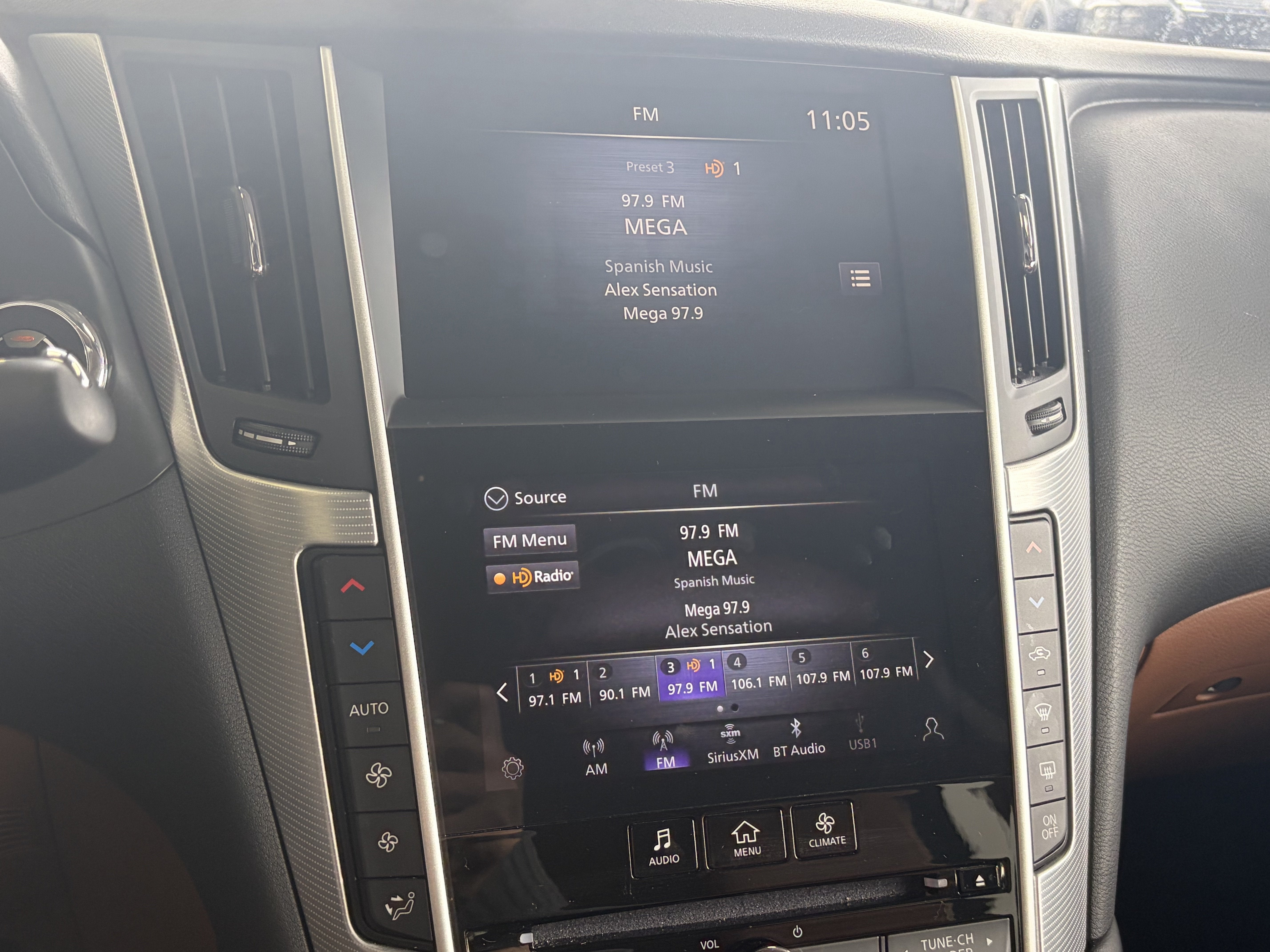 2023 INFINITI Q50 LUXE