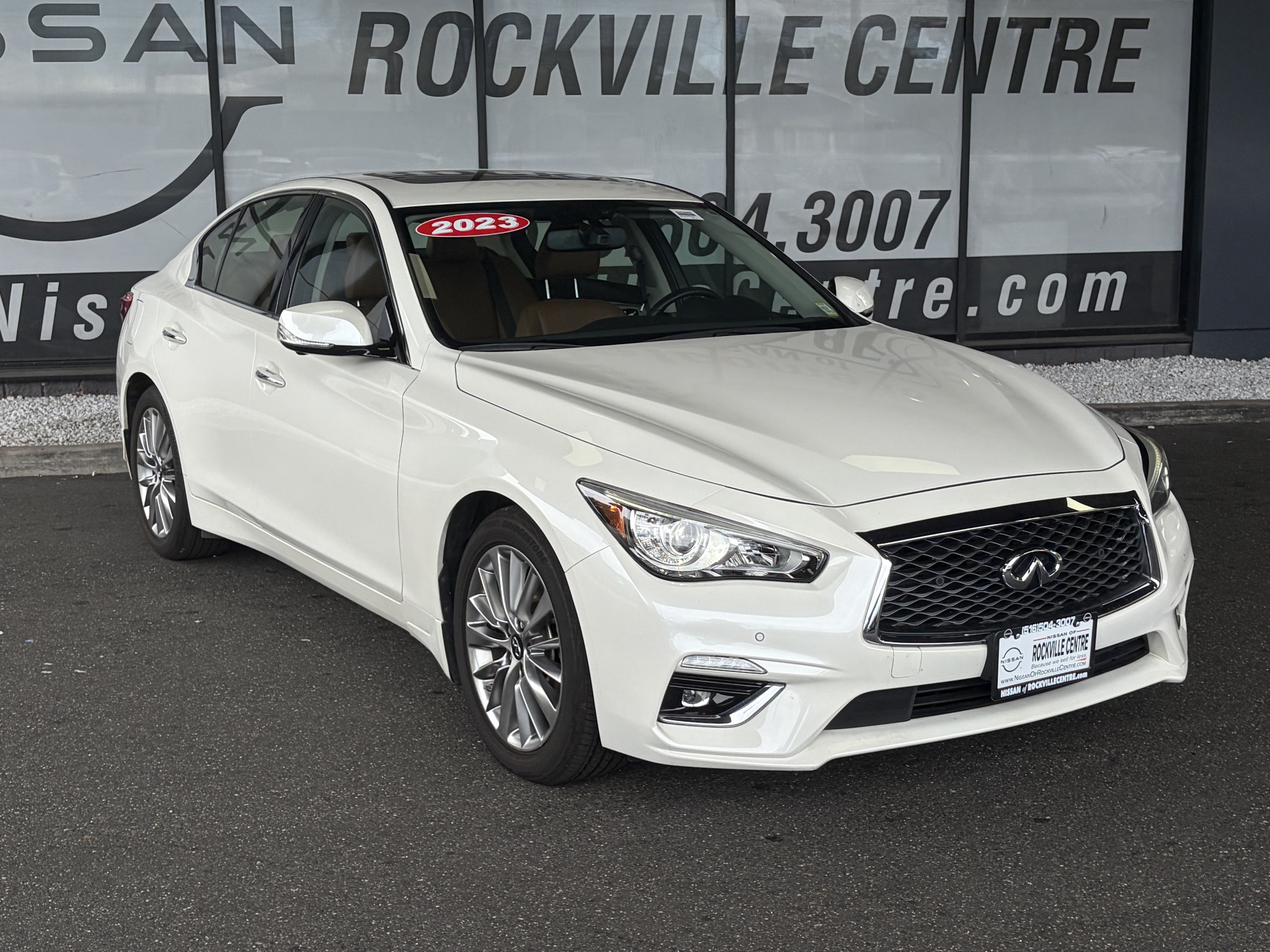 2023 INFINITI Q50 LUXE