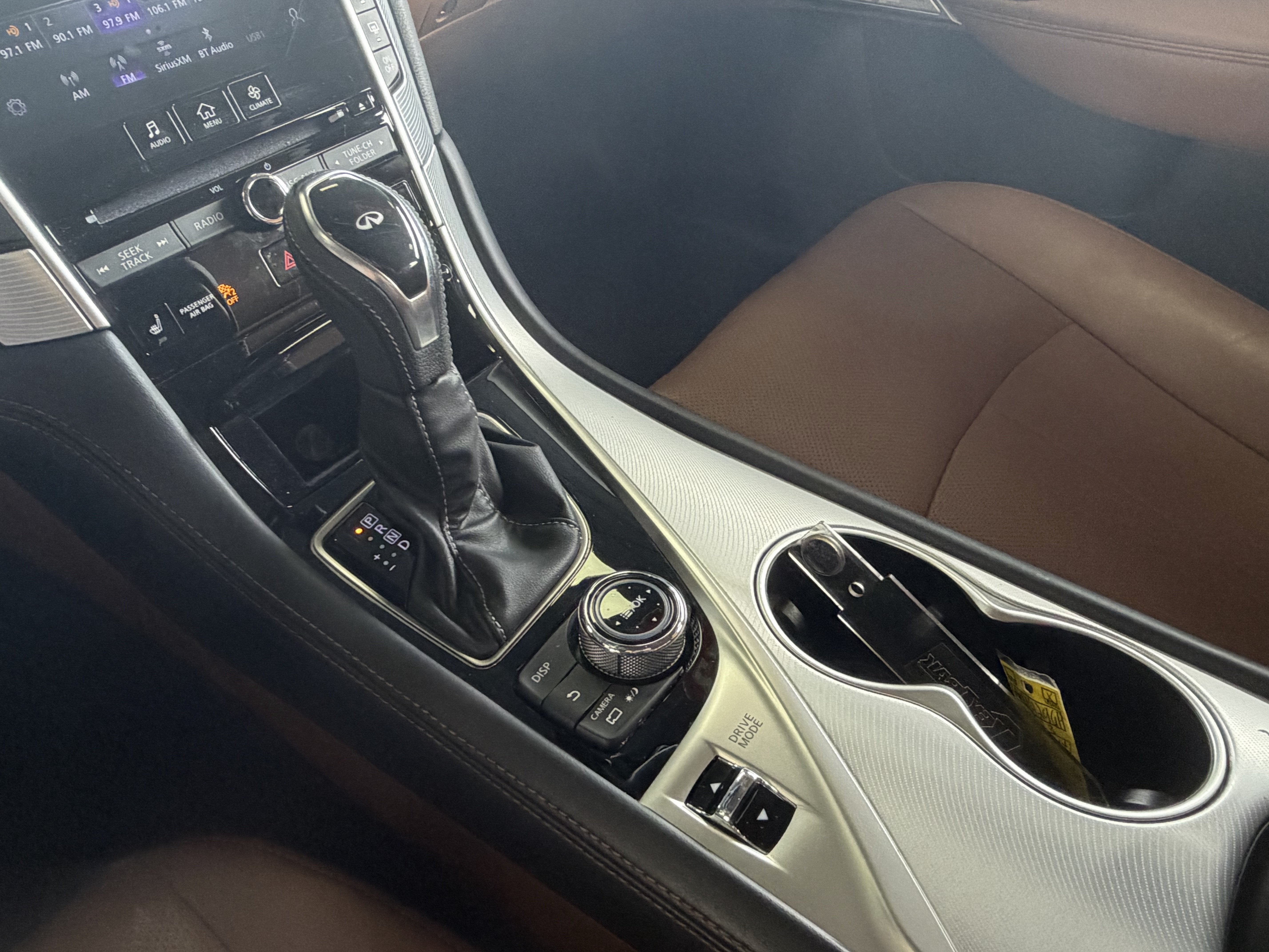2023 INFINITI Q50 LUXE