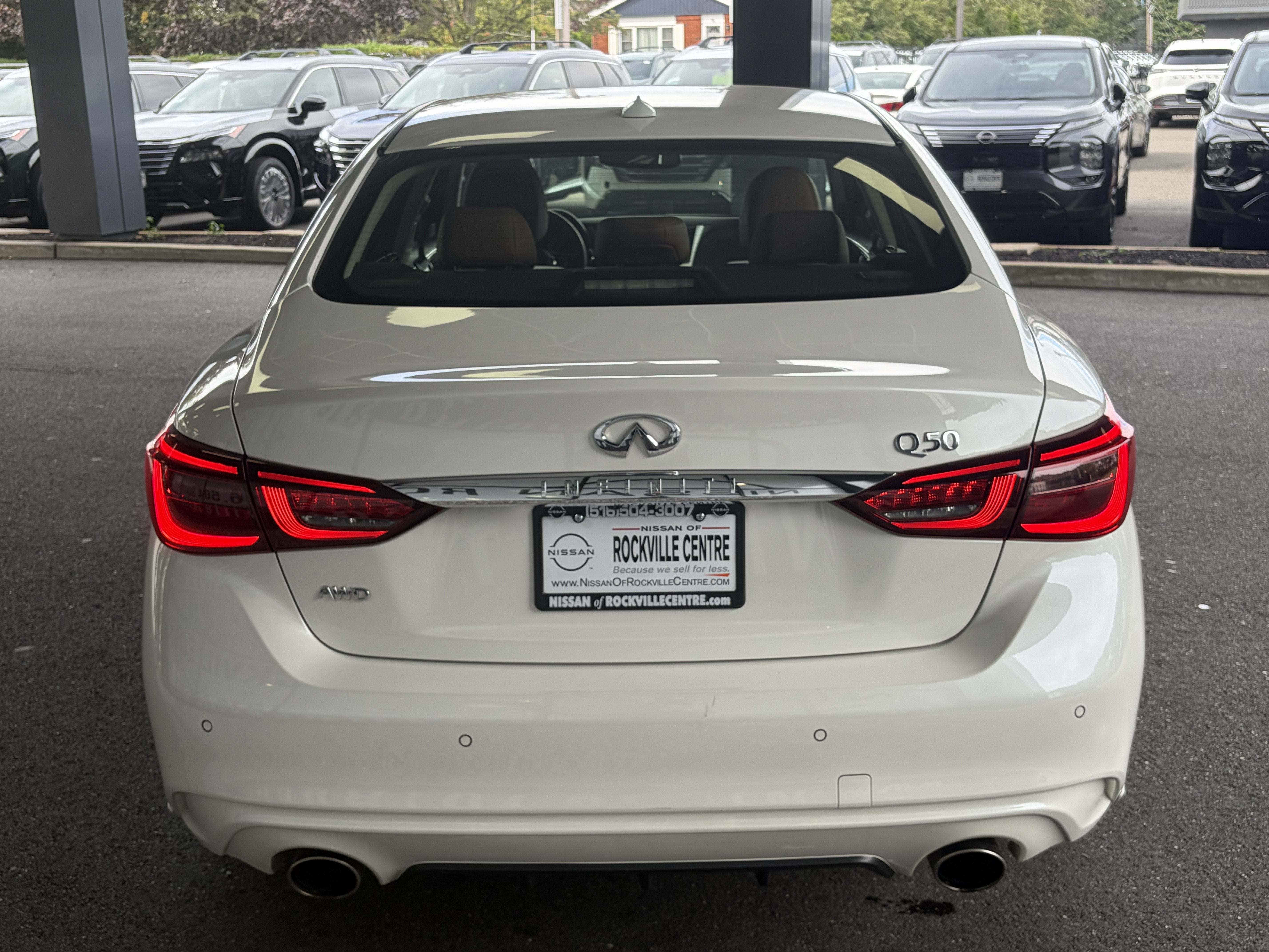 2023 INFINITI Q50 LUXE