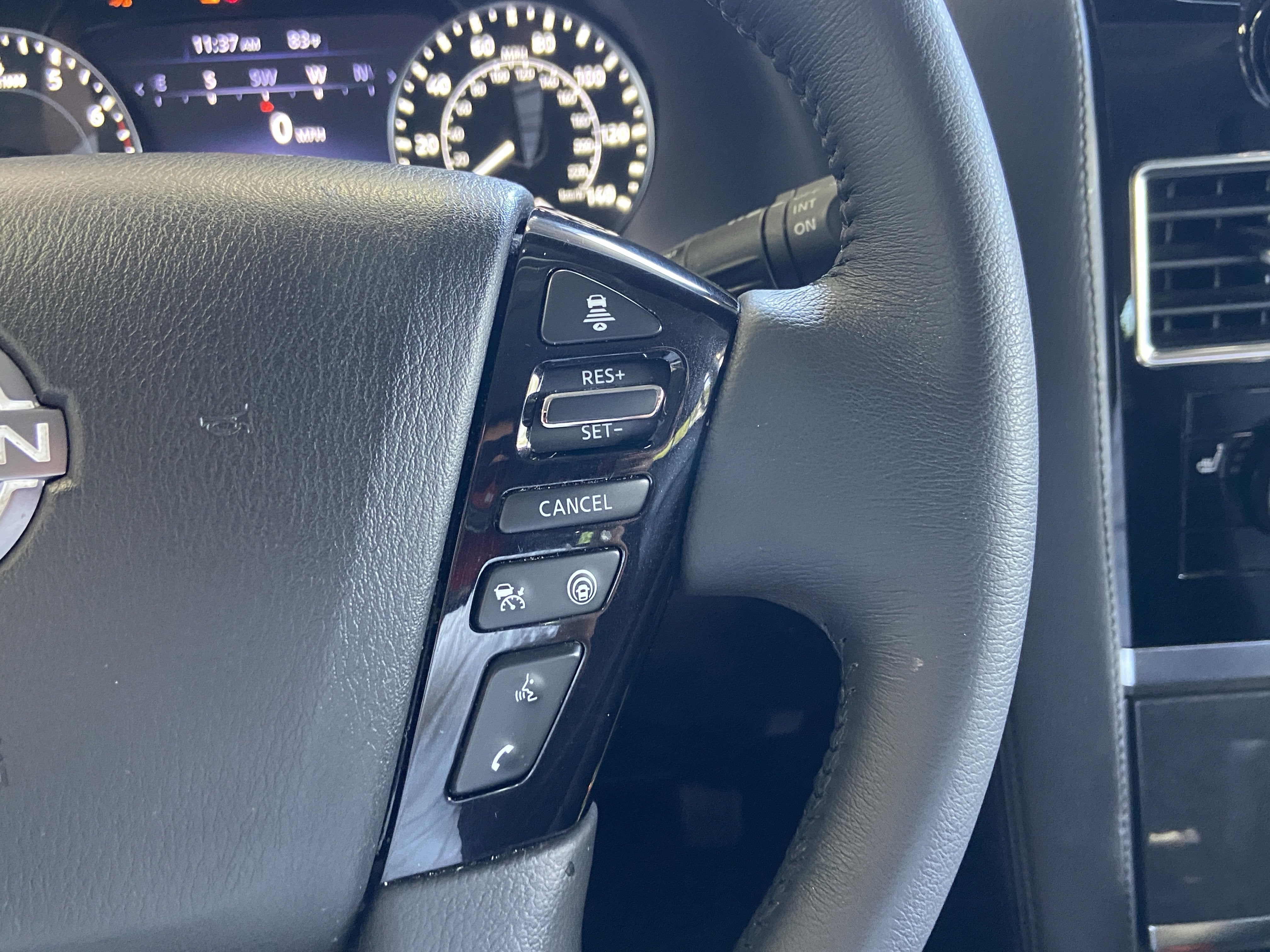 2023 Nissan Armada SV